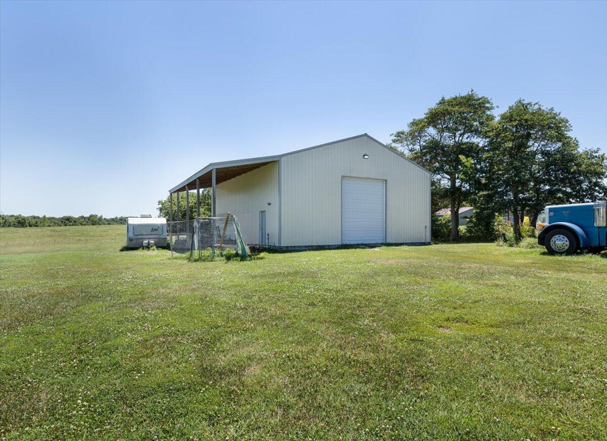 110 & 128 Mackenzie Lane Property Photo 34