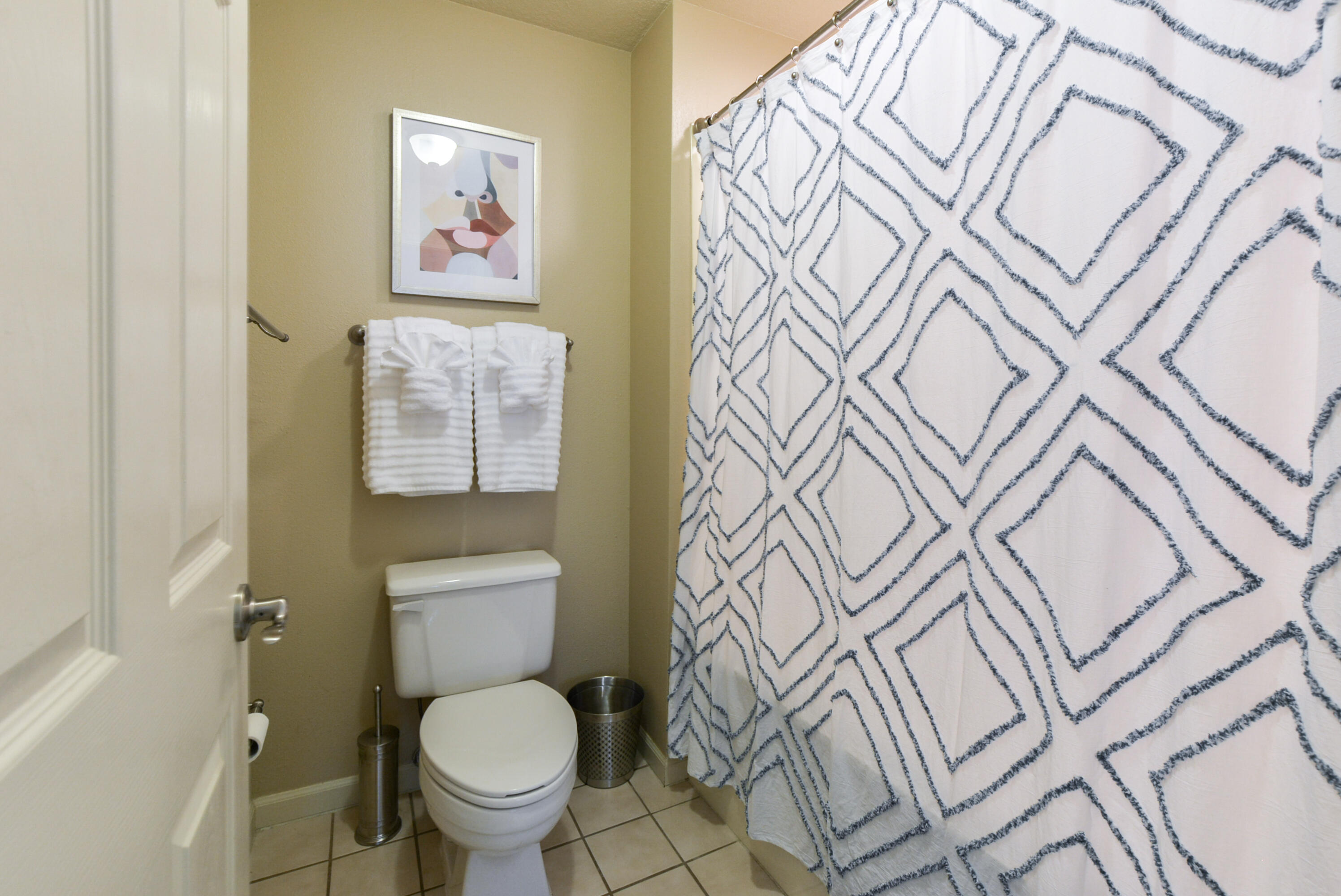 318 Wimbledon Drive Property Photo 17