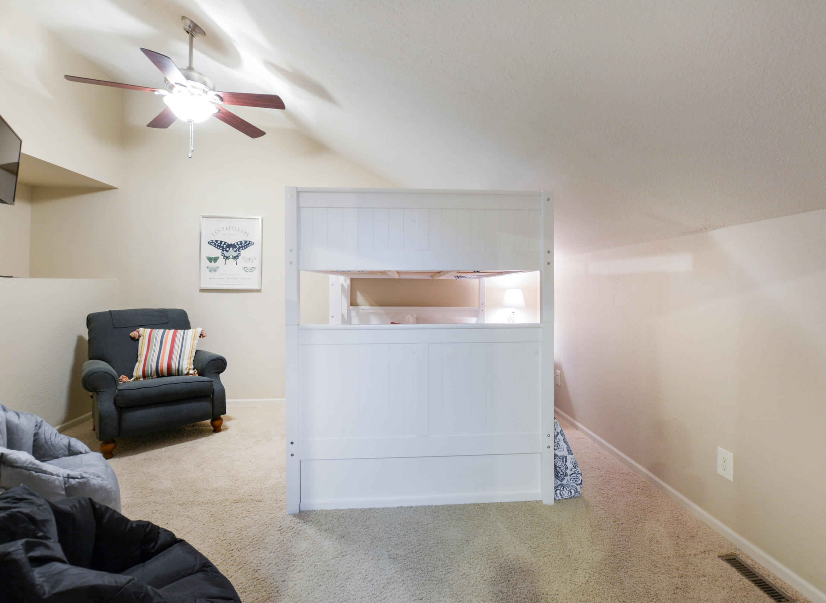 318 Wimbledon Drive Property Photo 22