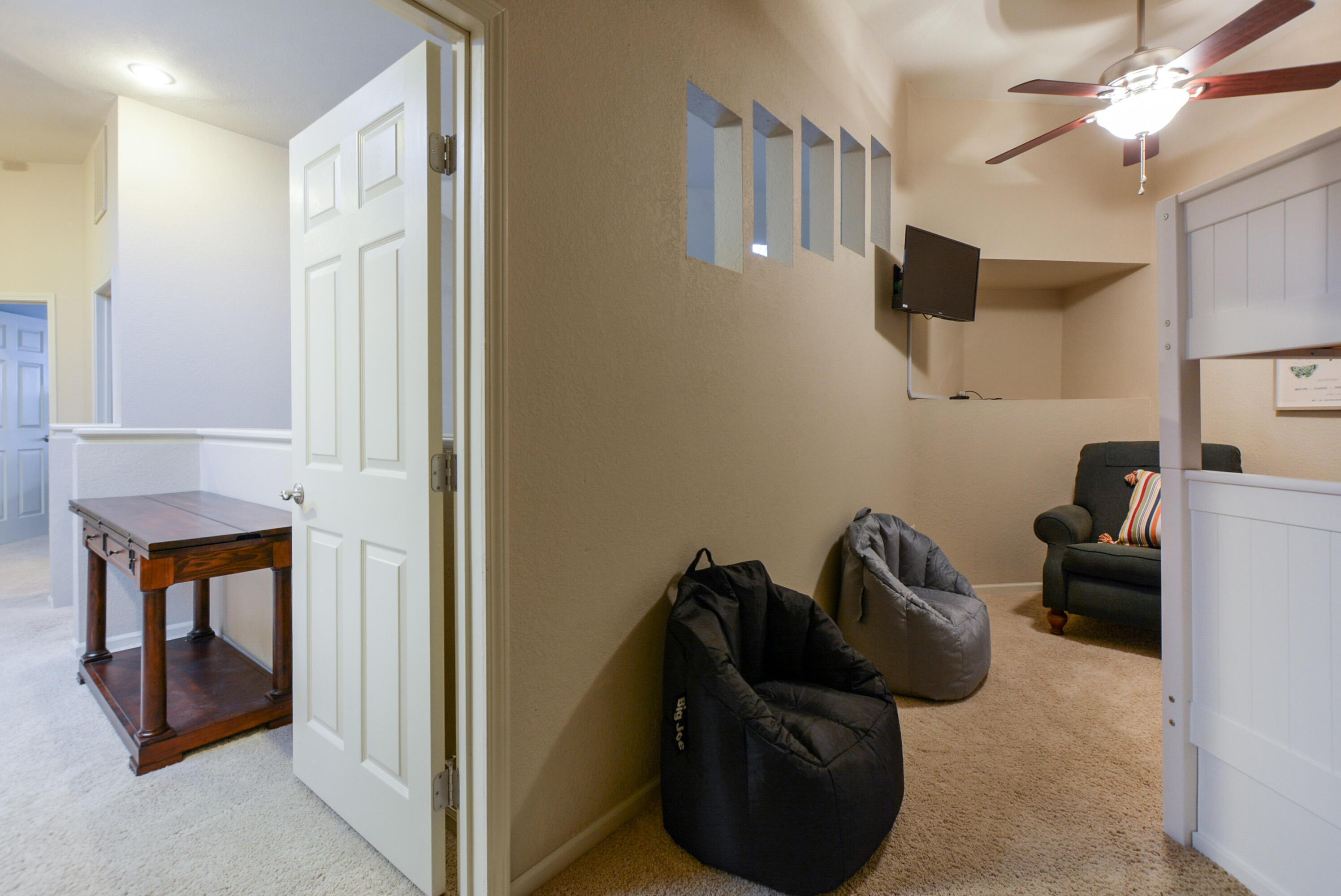 318 Wimbledon Drive Property Photo 23