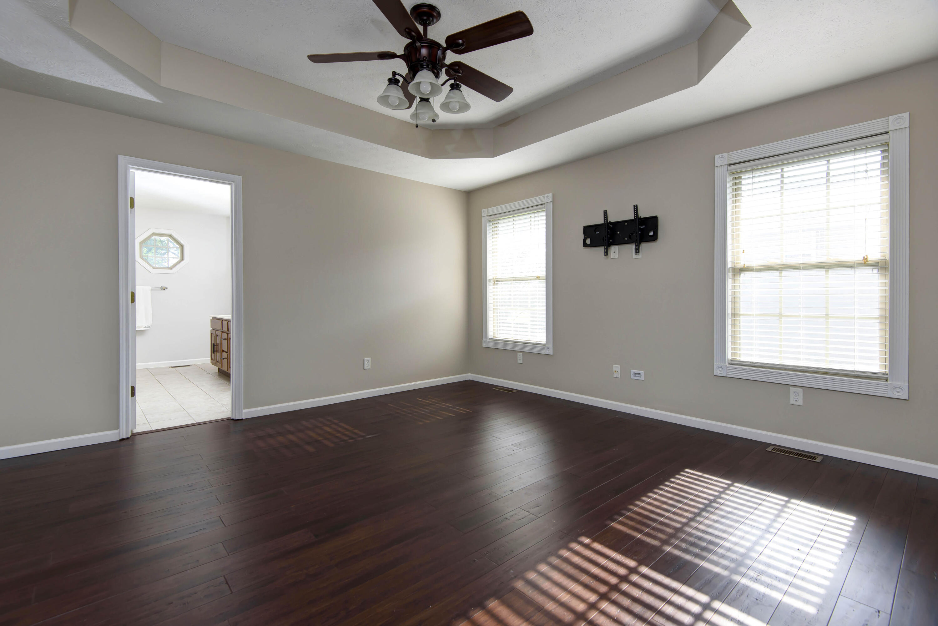 1003 West Bates Drive Property Photo 14