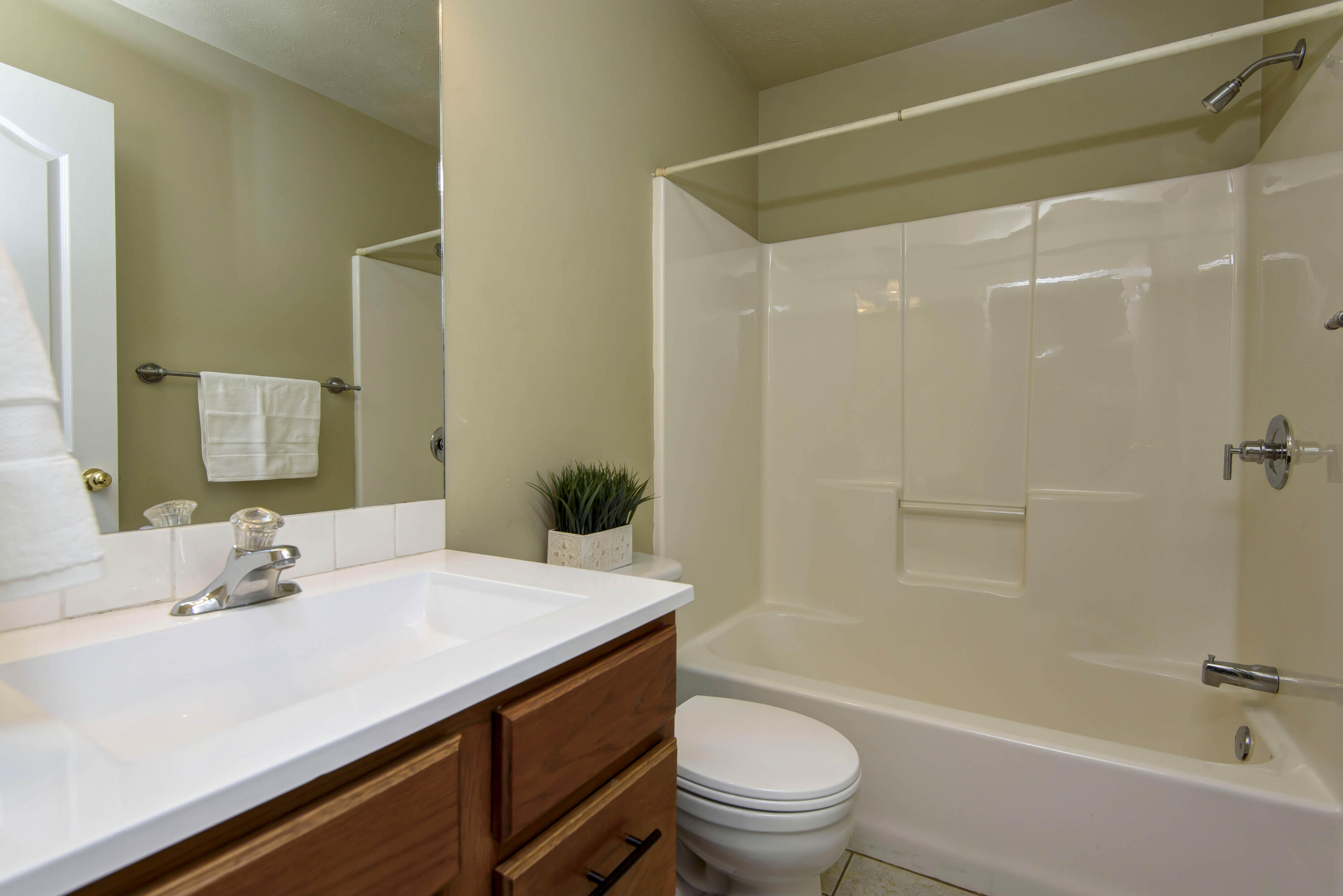 1003 West Bates Drive Property Photo 20