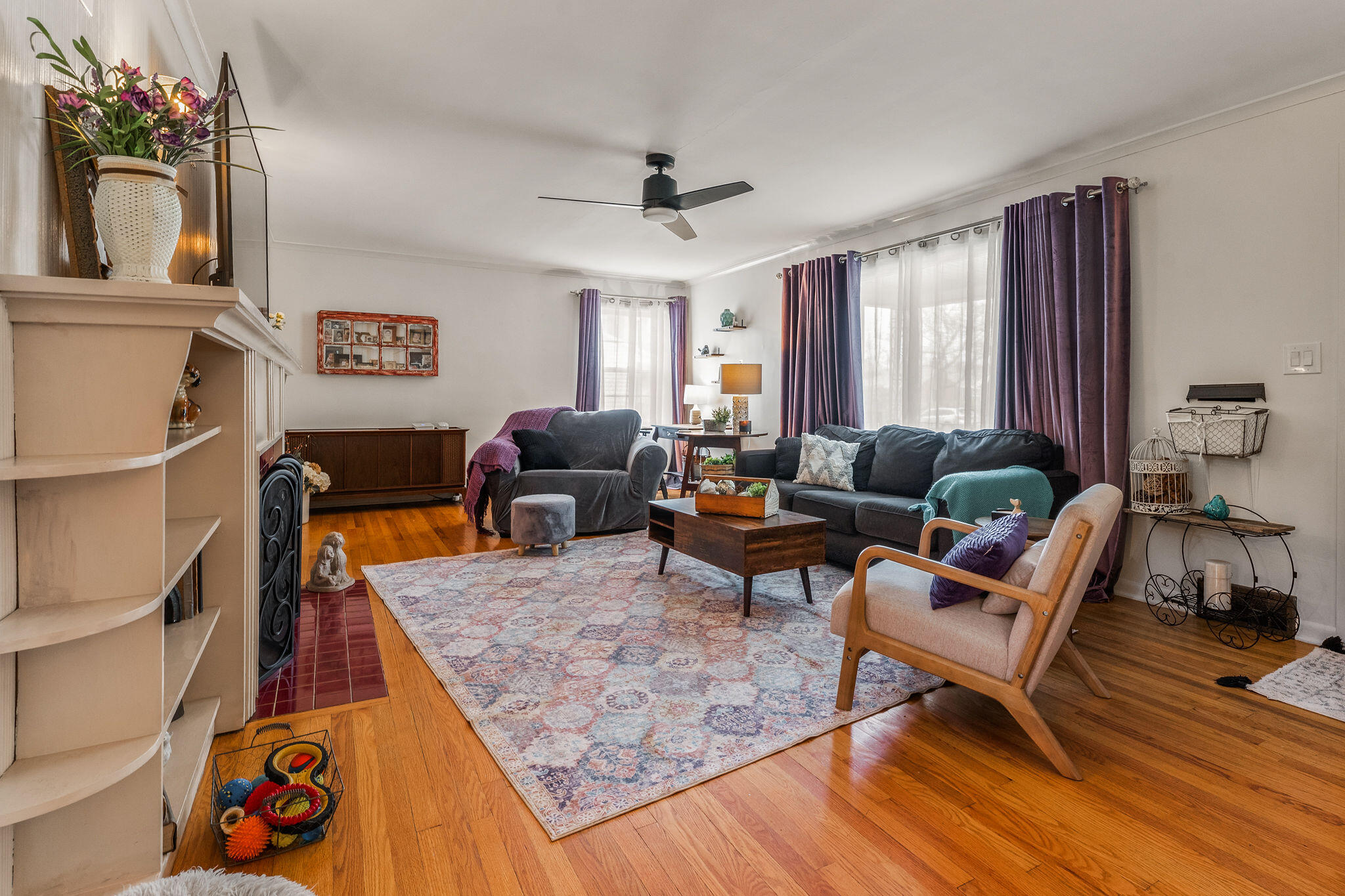 1347 South Kentwood Avenue Property Photo 8