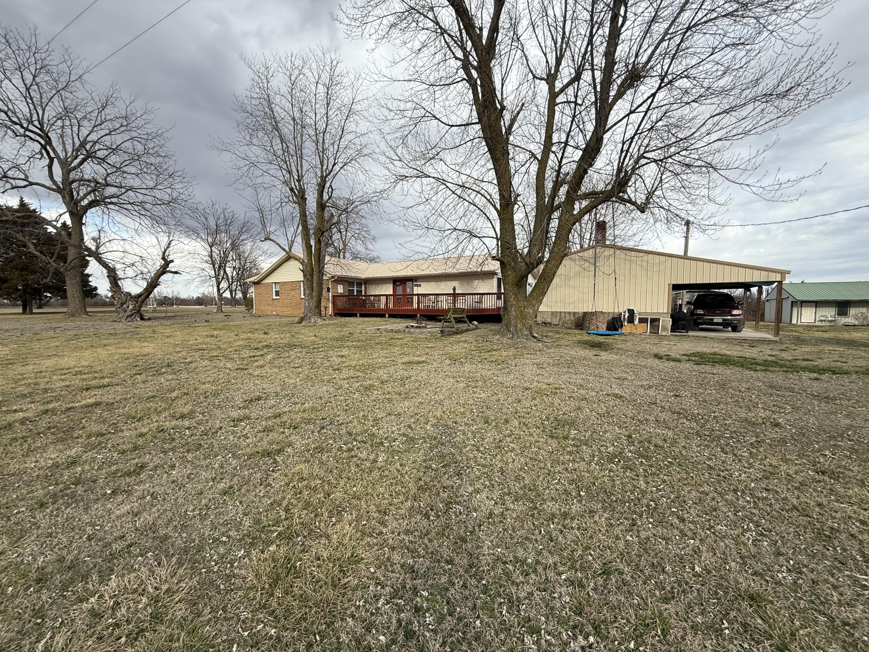 5391 West Highway 60 Property Photo 10