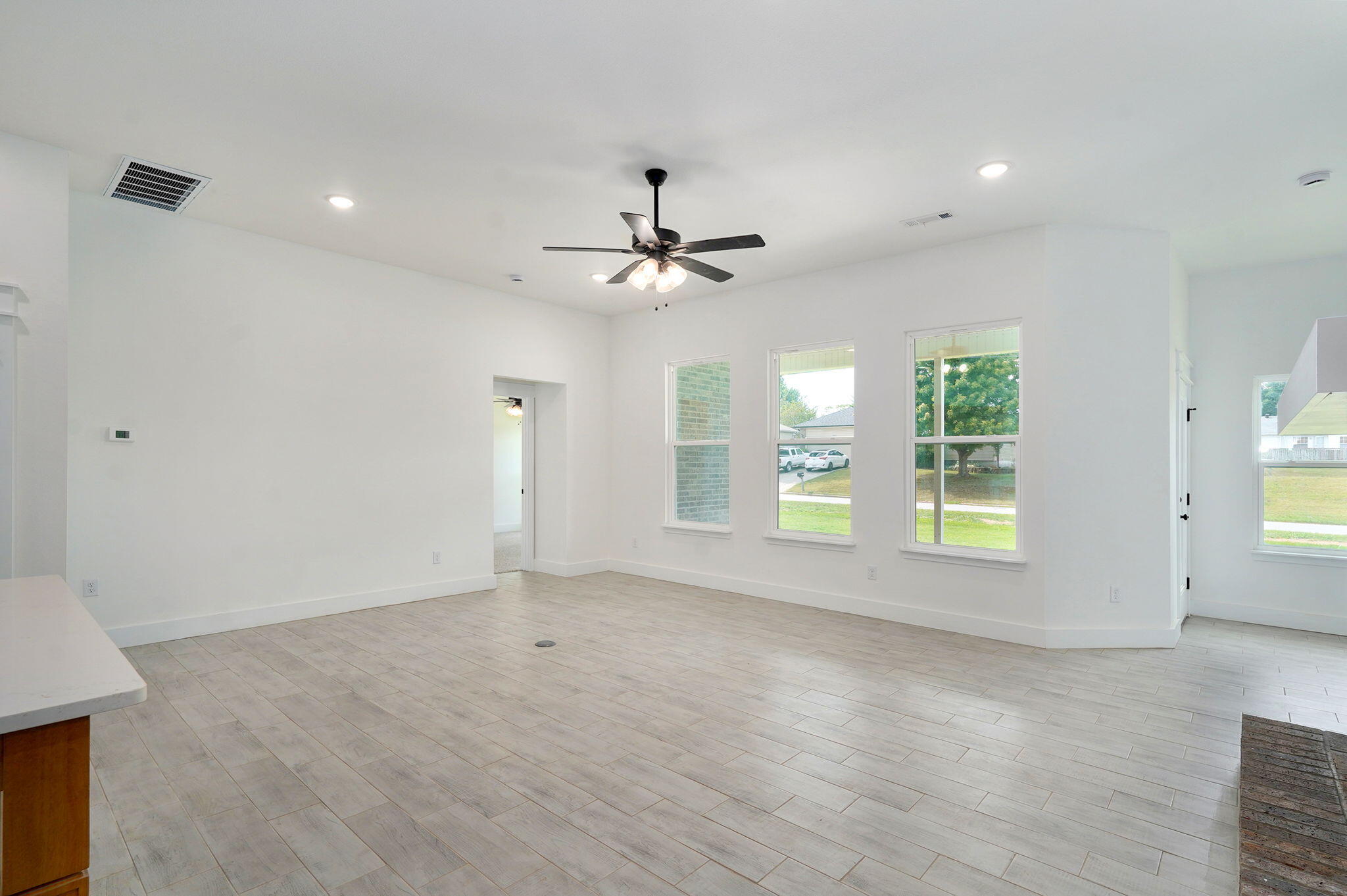 5207 South April Court Property Photo 13