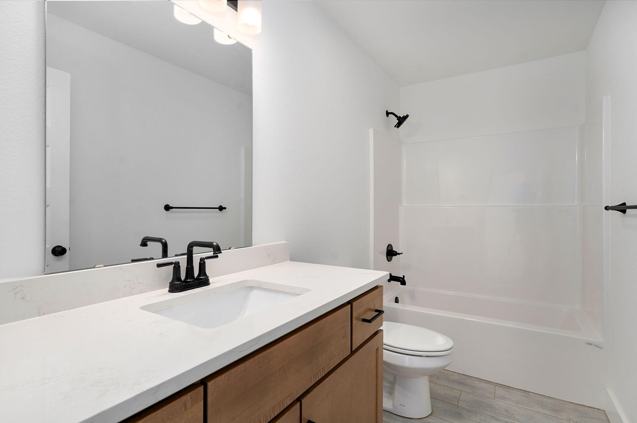 5207 South April Court Property Photo 23