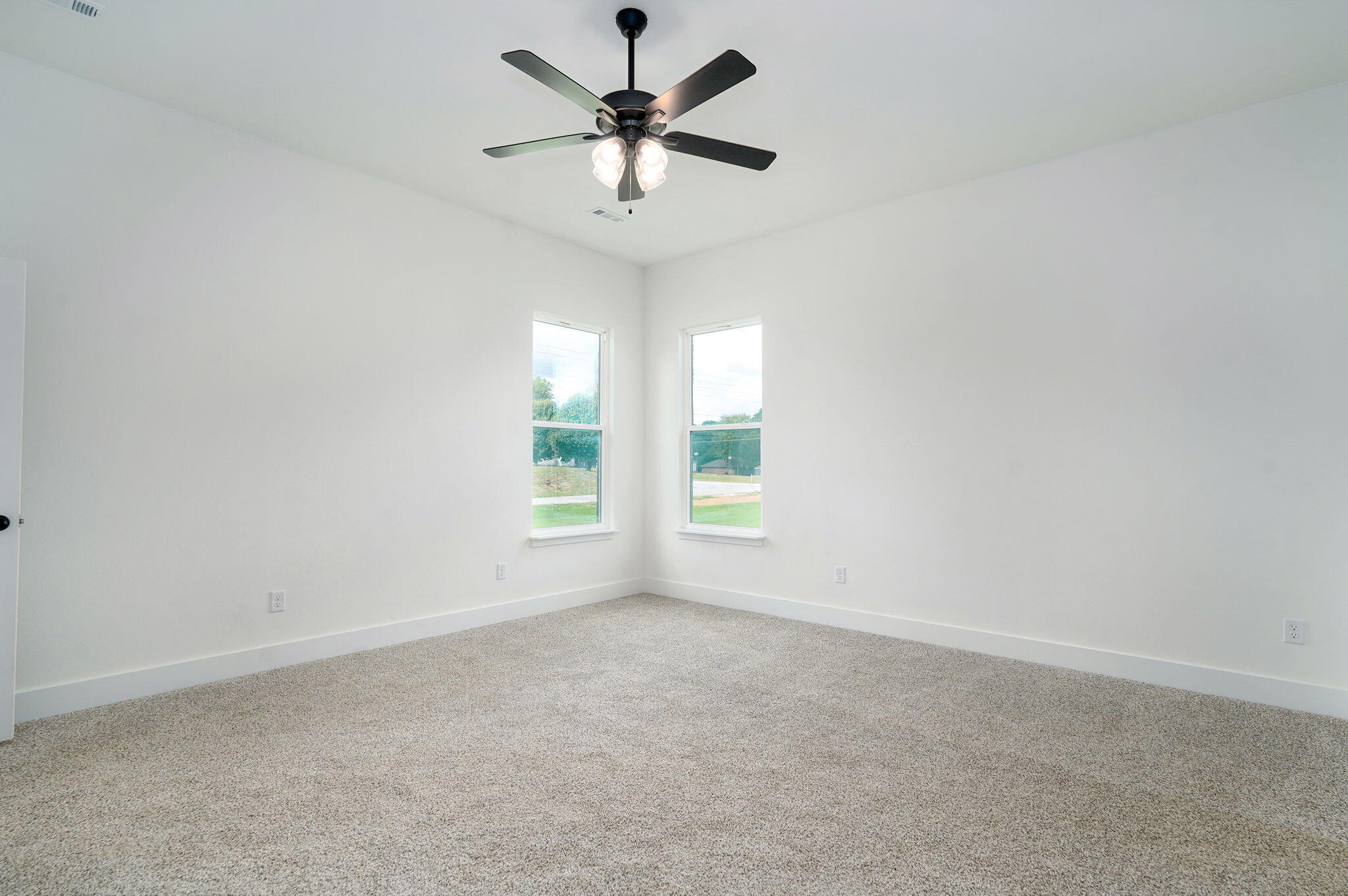 5207 South April Court Property Photo 26