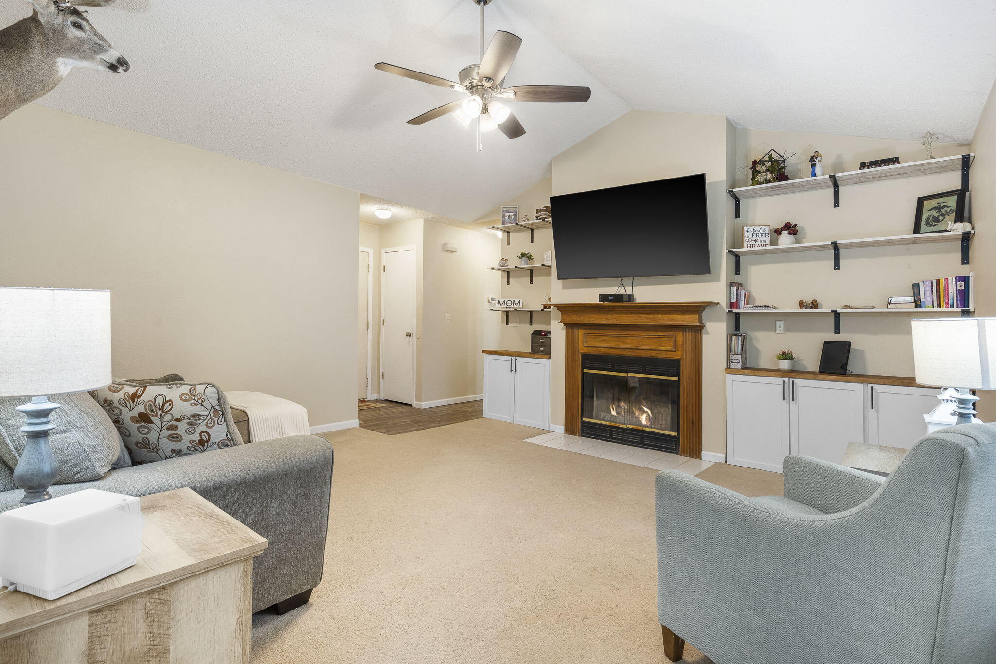 115 Rock Hollow Court Property Photo 6