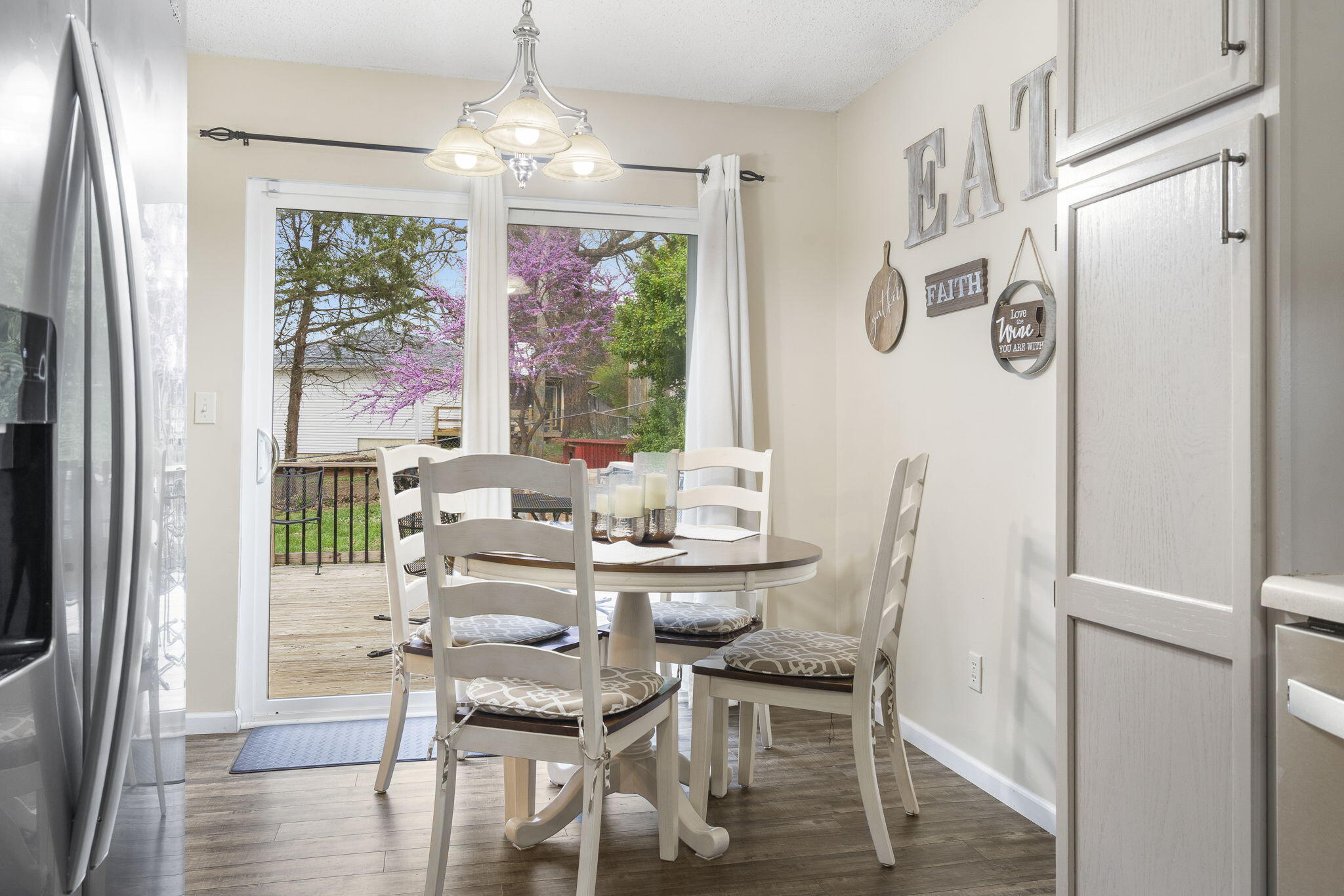 115 Rock Hollow Court Property Photo 8