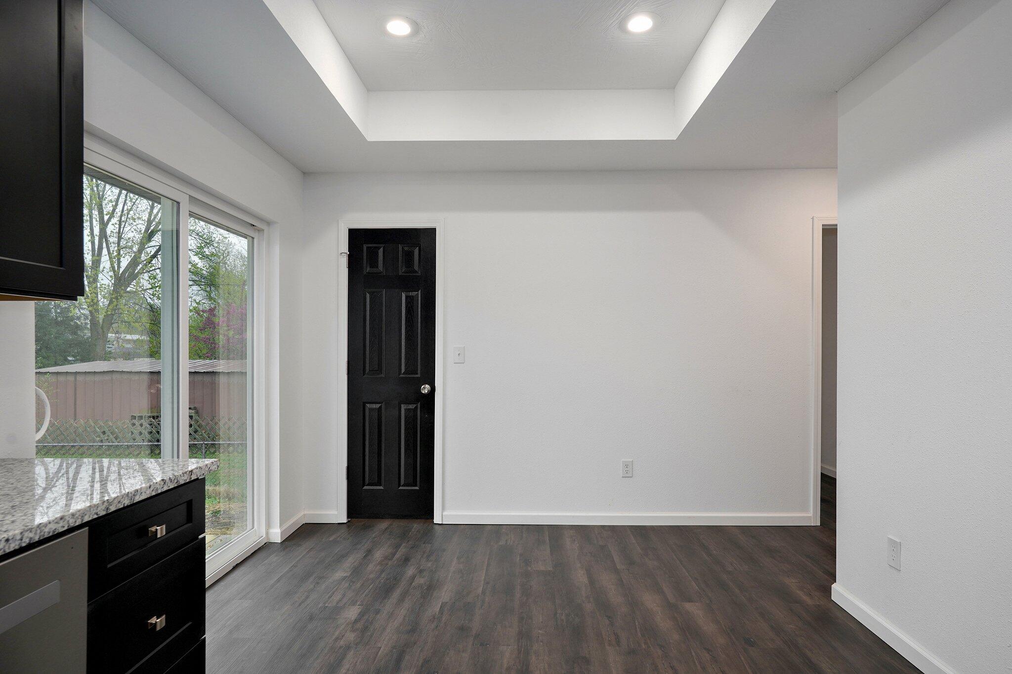 732 North Brown Avenue Property Photo 10