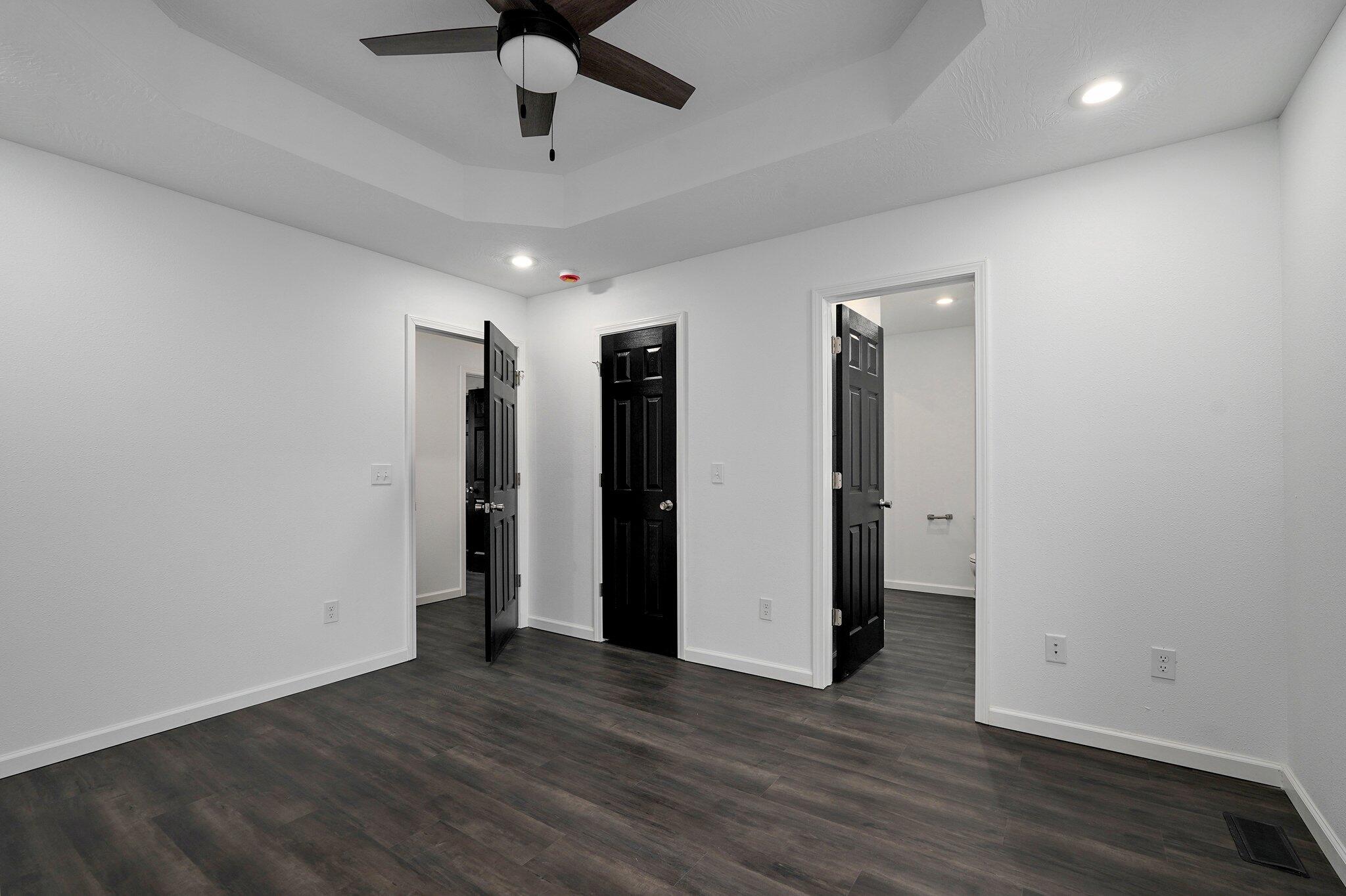 732 North Brown Avenue Property Photo 11