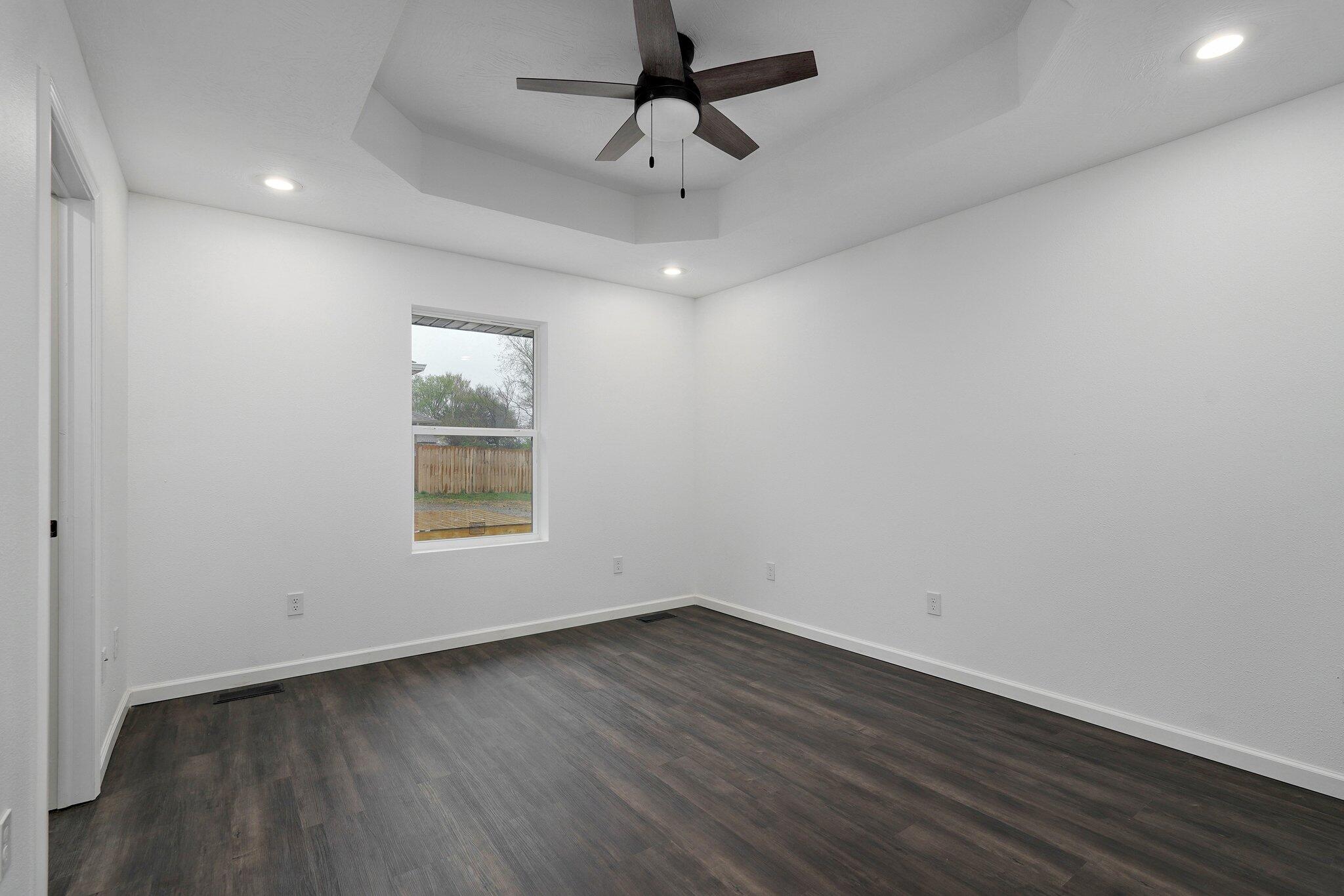 732 North Brown Avenue Property Photo 19