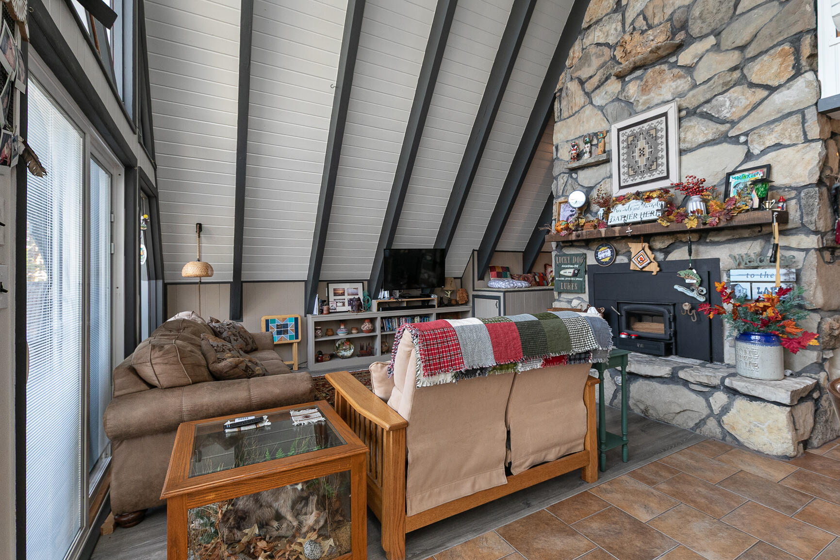17289 Birch Road Property Photo 16