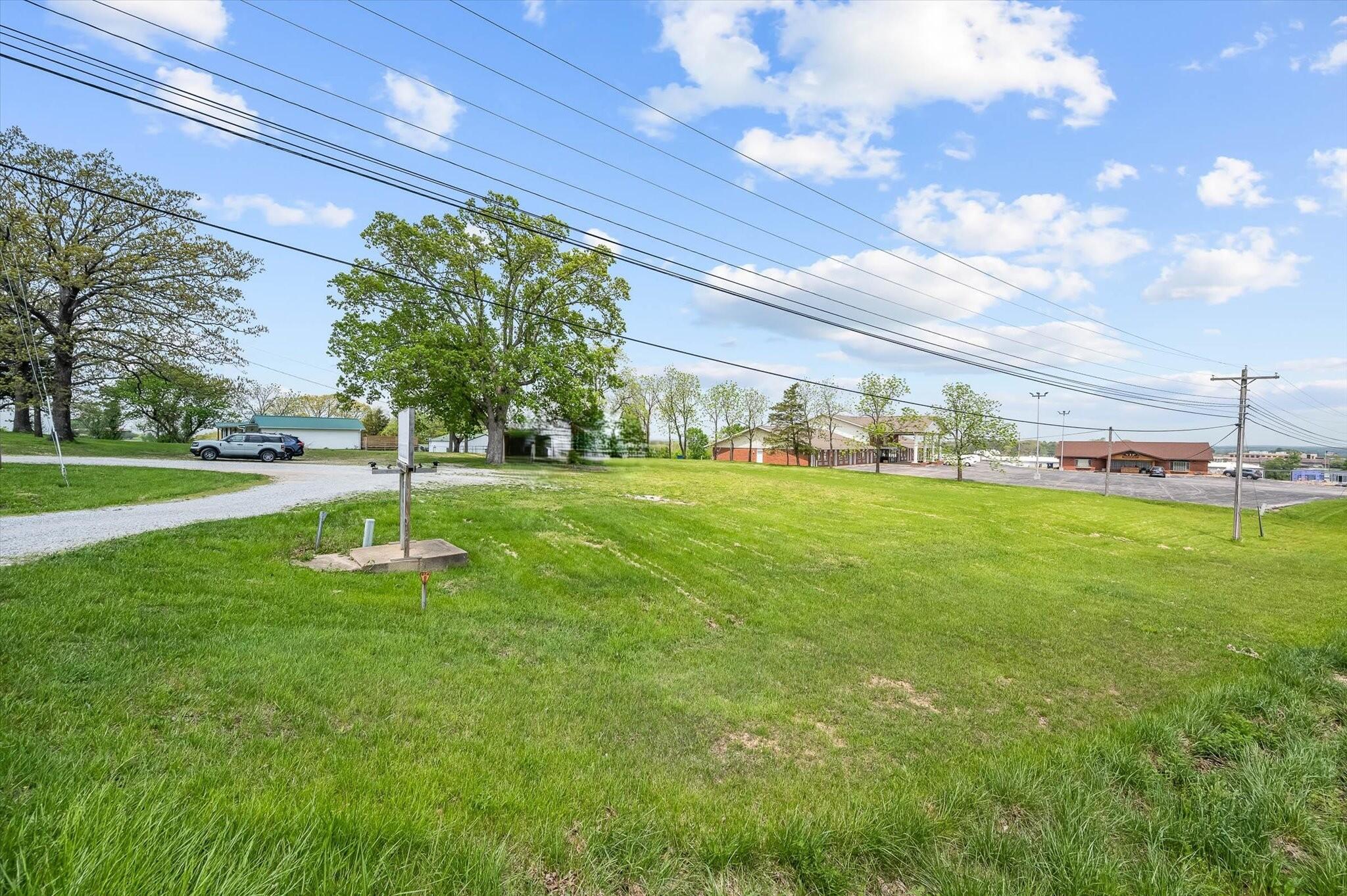 1495 South Sam Houston Boulevard Property Photo 2