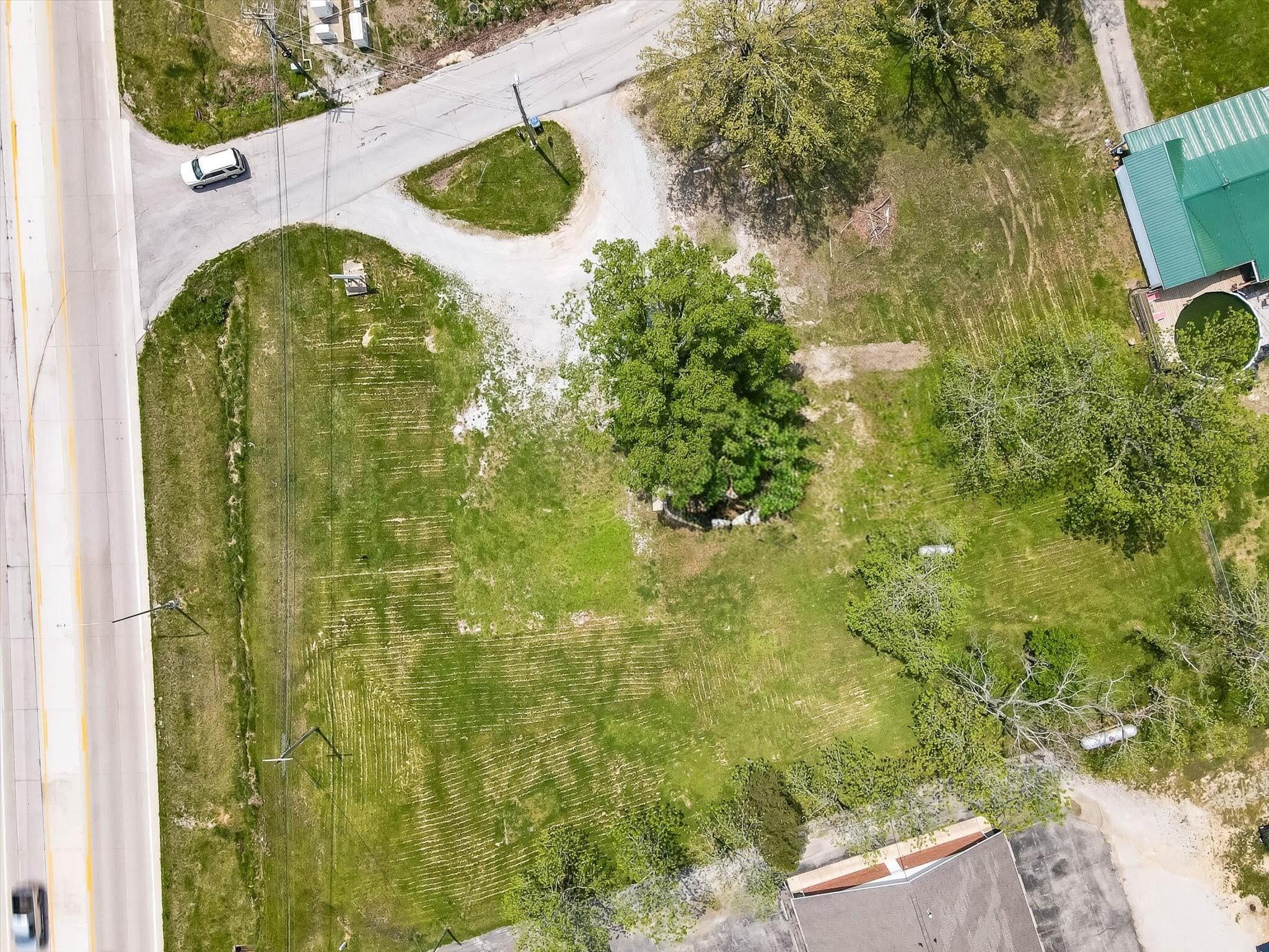 1495 South Sam Houston Boulevard Property Photo 3