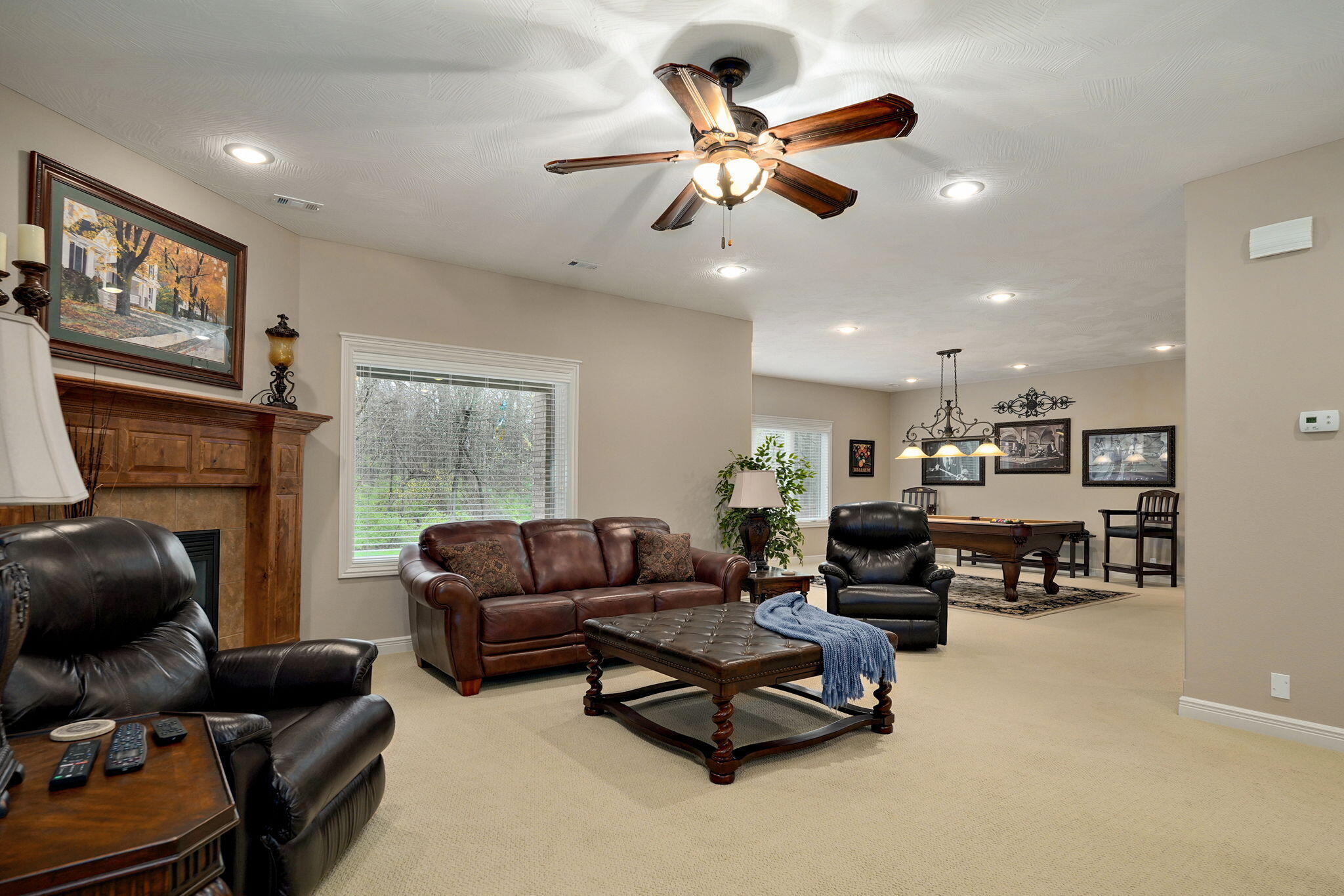 1425 East Wood Oaks Property Photo 41