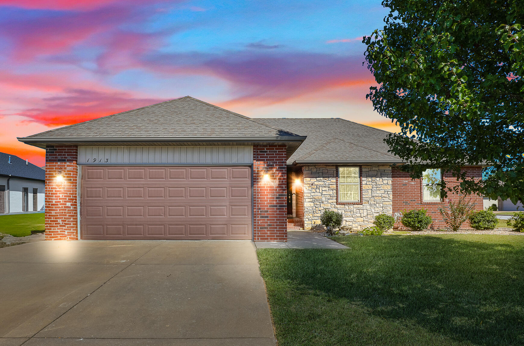 Grand Haven Real Estate Listings Main Image