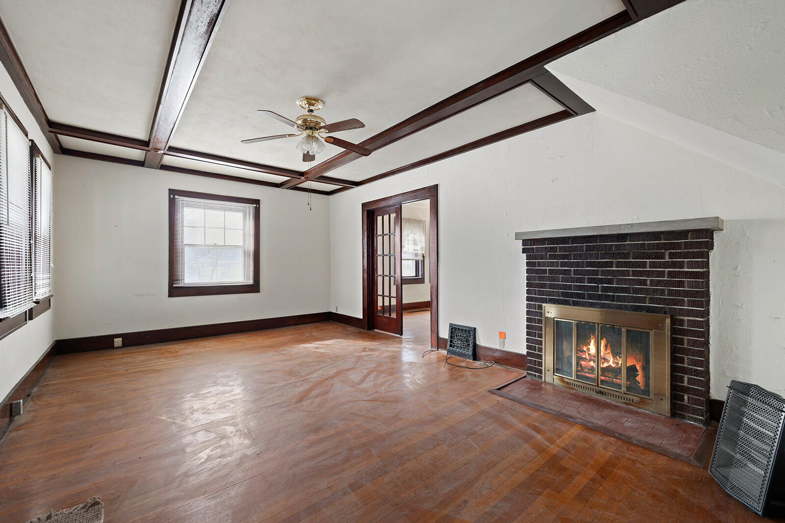 1303 North Grant Avenue Property Photo 3