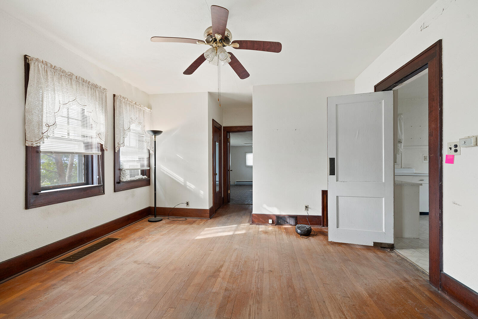 1303 North Grant Avenue Property Photo 7