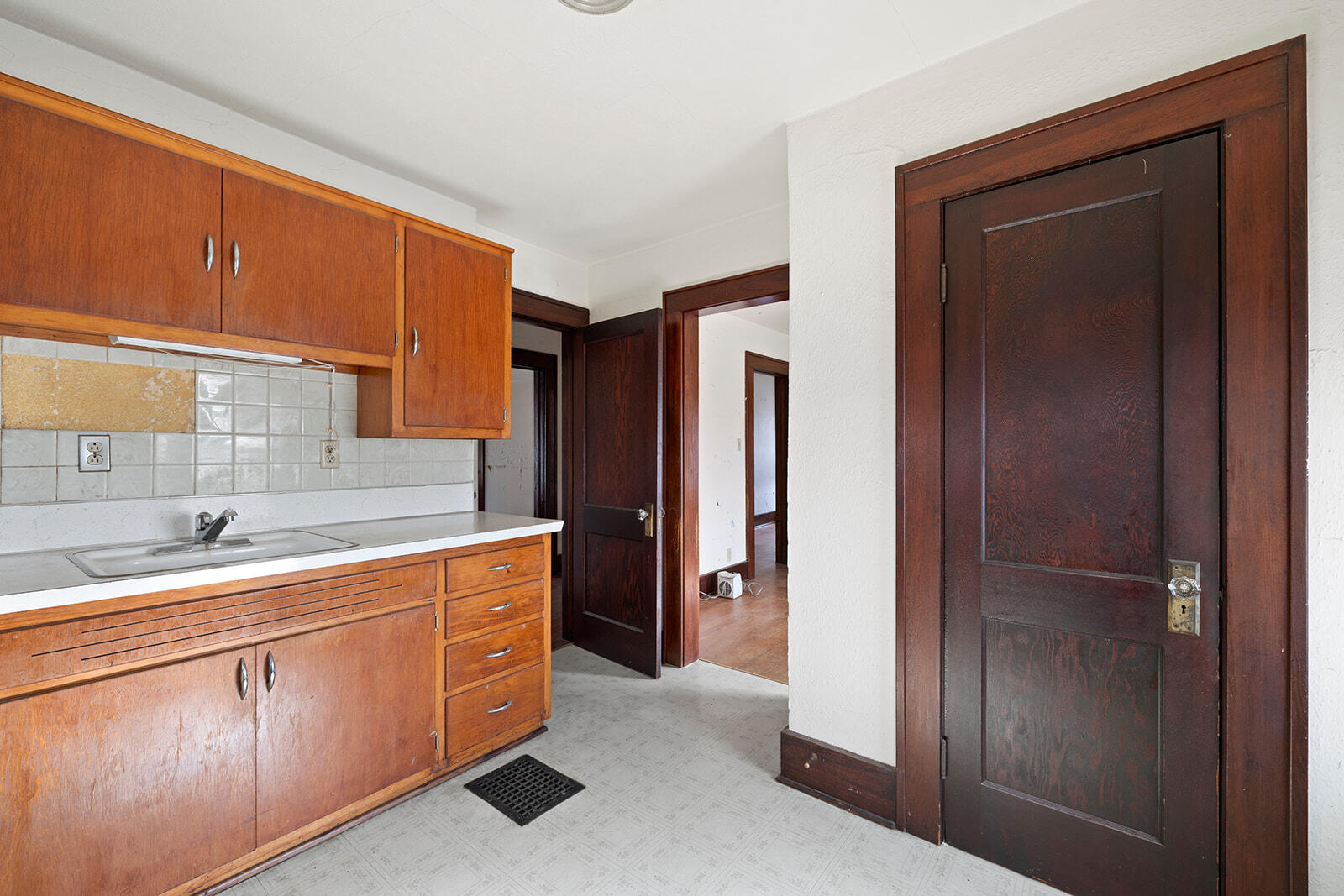 1303 North Grant Avenue Property Photo 30