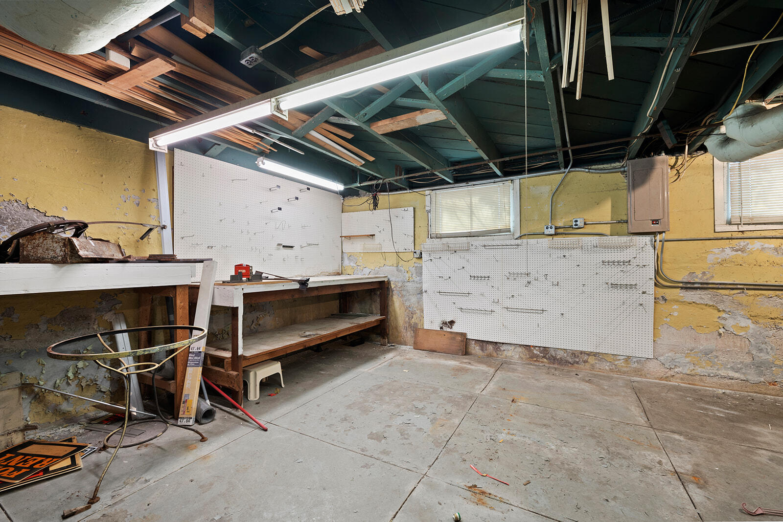 1303 North Grant Avenue Property Photo 34
