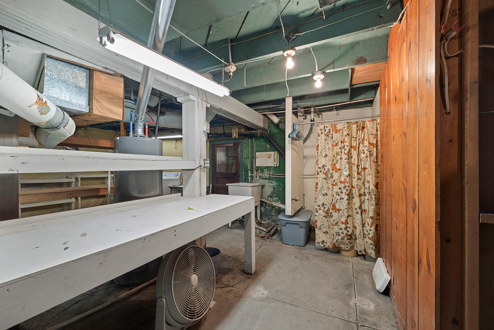 1303 North Grant Avenue Property Photo 36