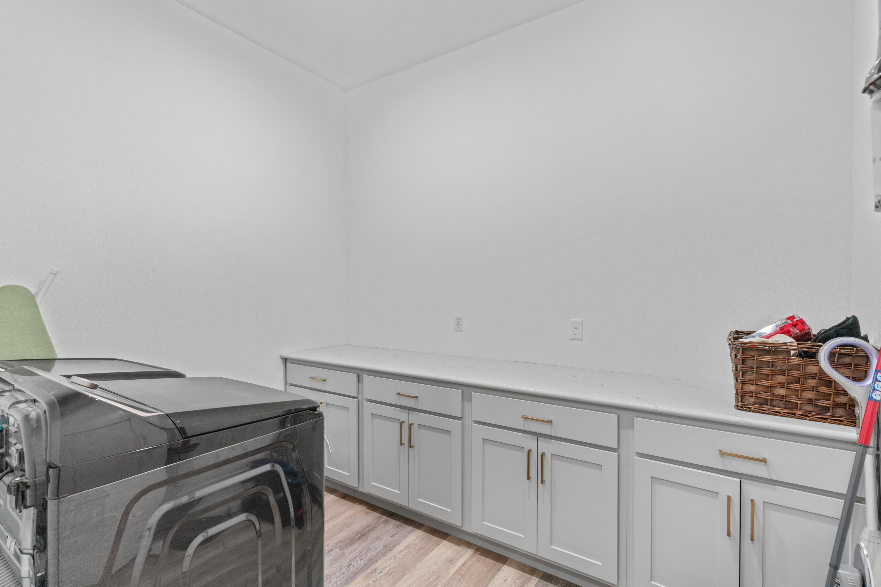 13433 Newhouse Lane Property Photo 25