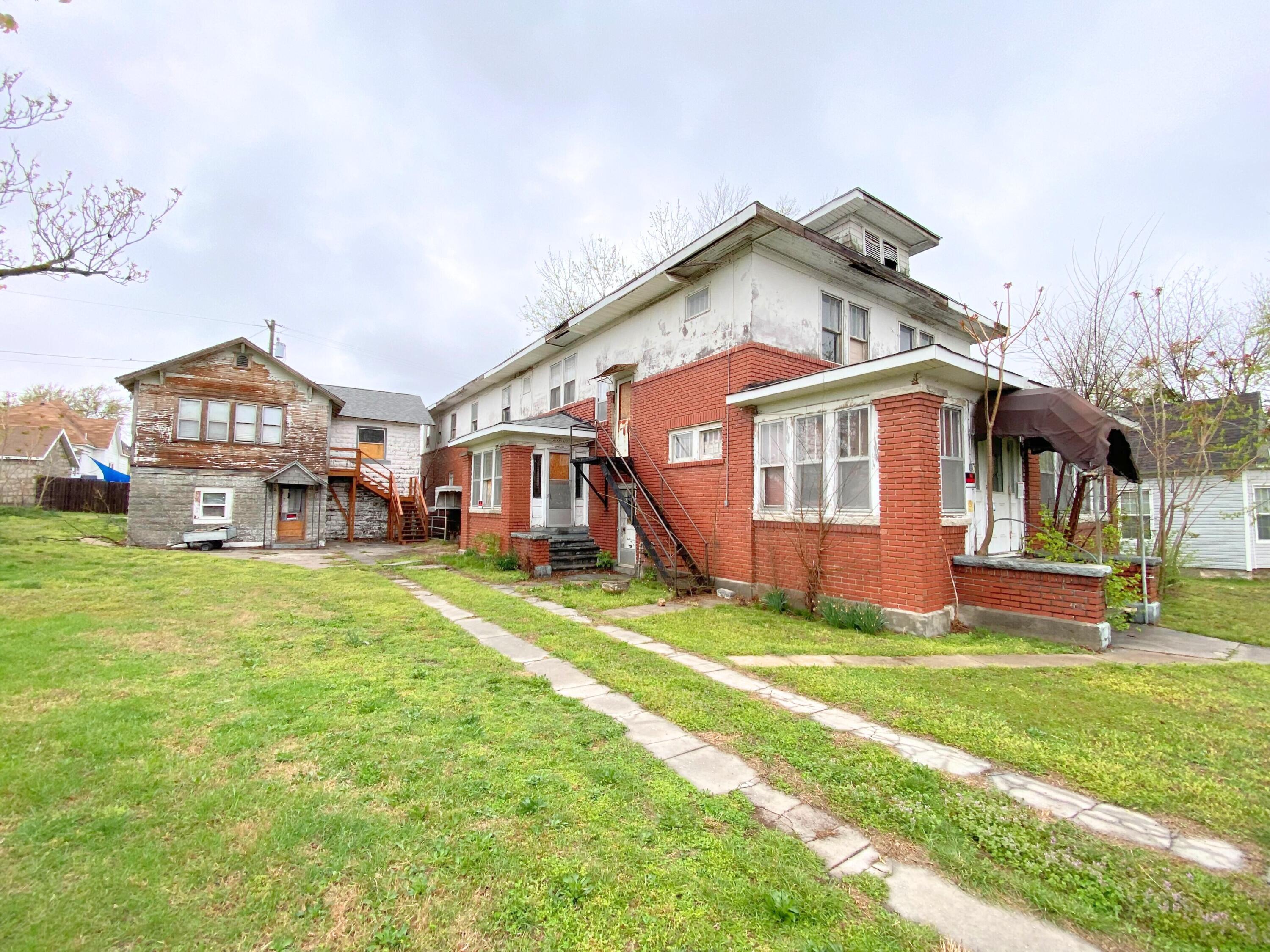 2114 South Joplin Avenue Property Photo 4