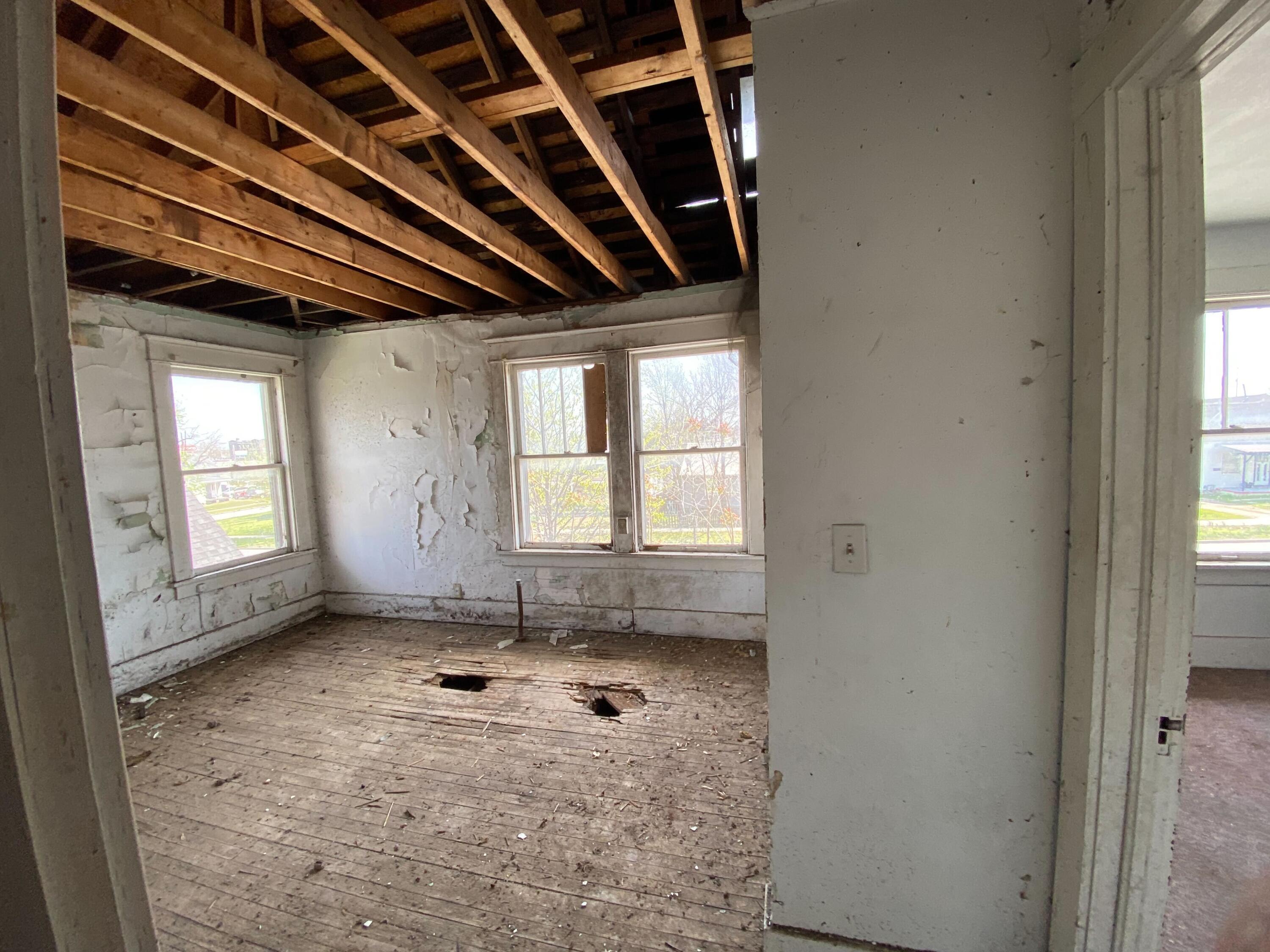 2114 South Joplin Avenue Property Photo 9