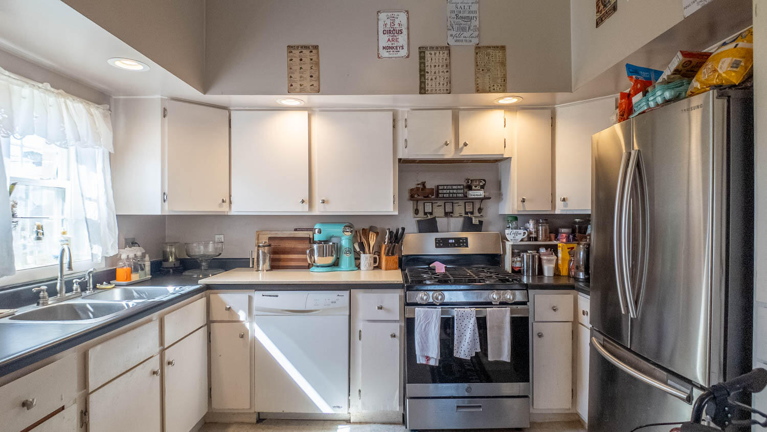 213 Arch Property Photo 4