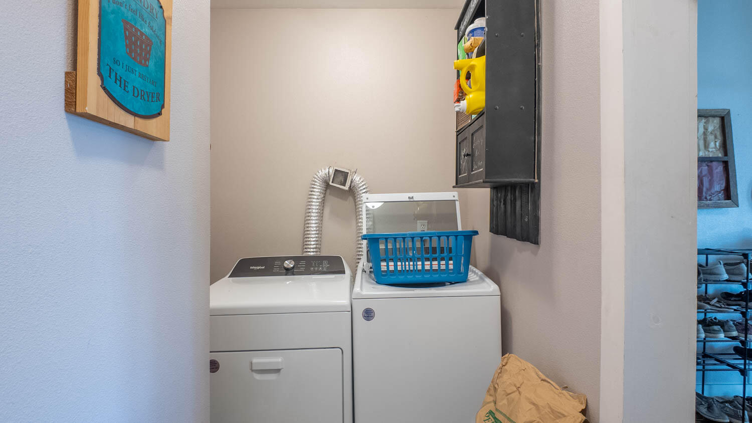 213 Arch Property Photo 9