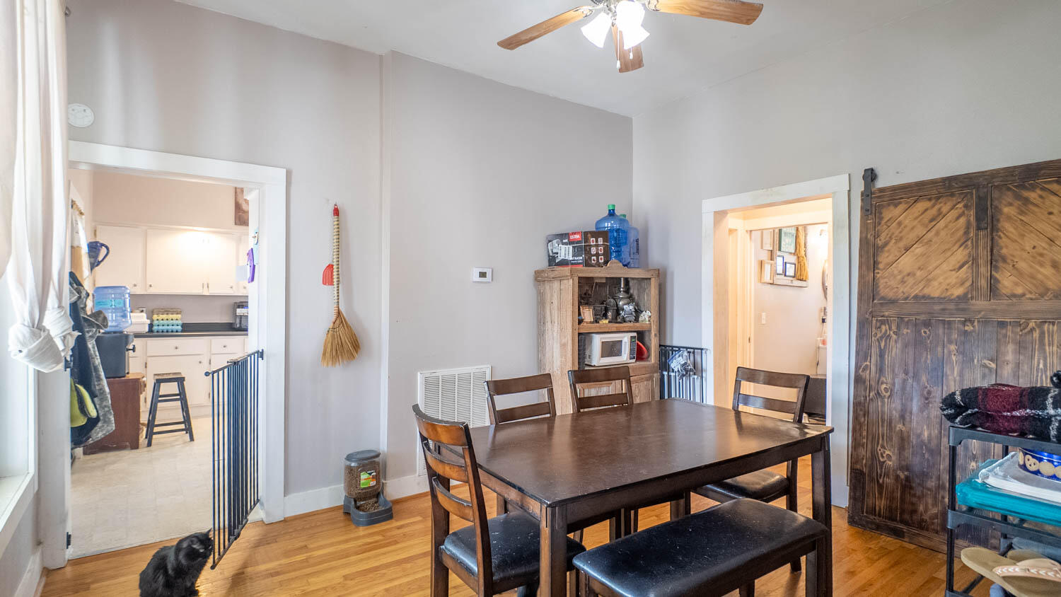 213 Arch Property Photo 15