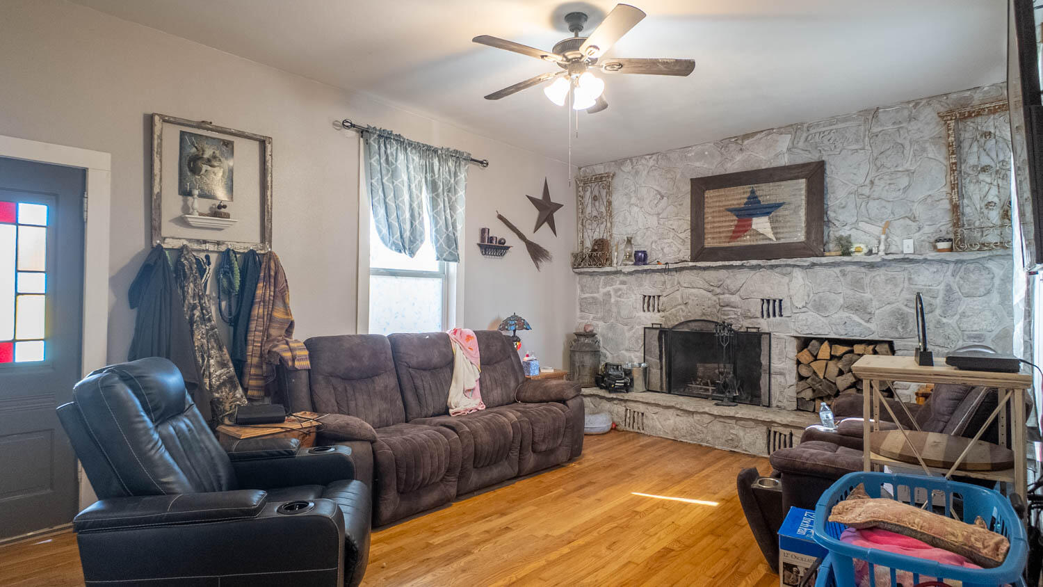 213 Arch Property Photo 20