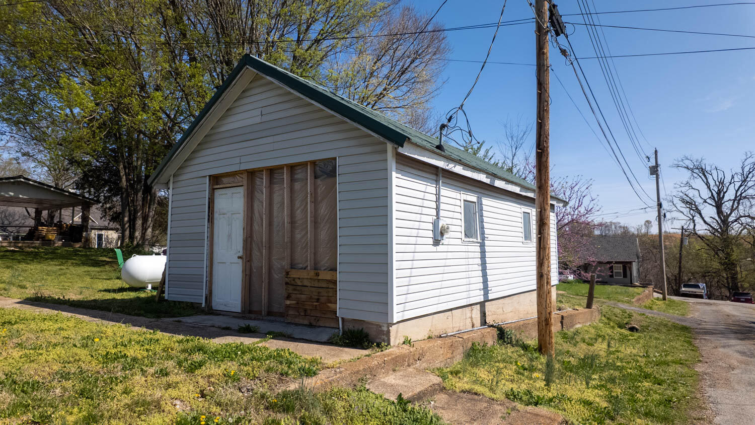 213 Arch Property Photo 30