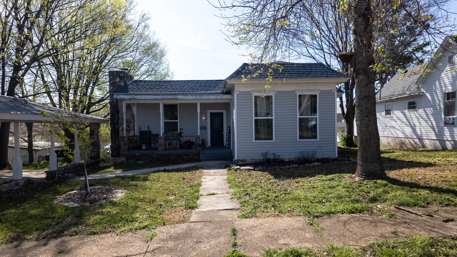 213 Arch Property Photo 44