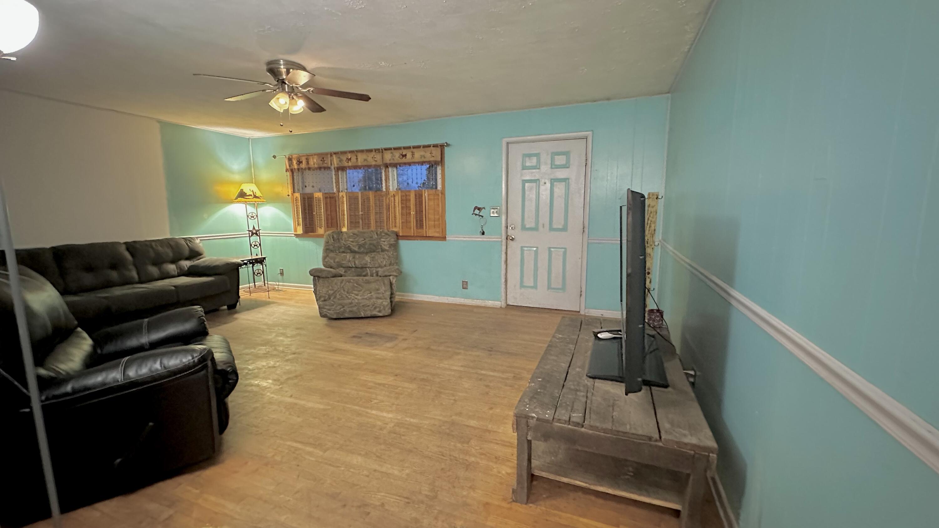 7060 County Road 8240 Property Photo 3