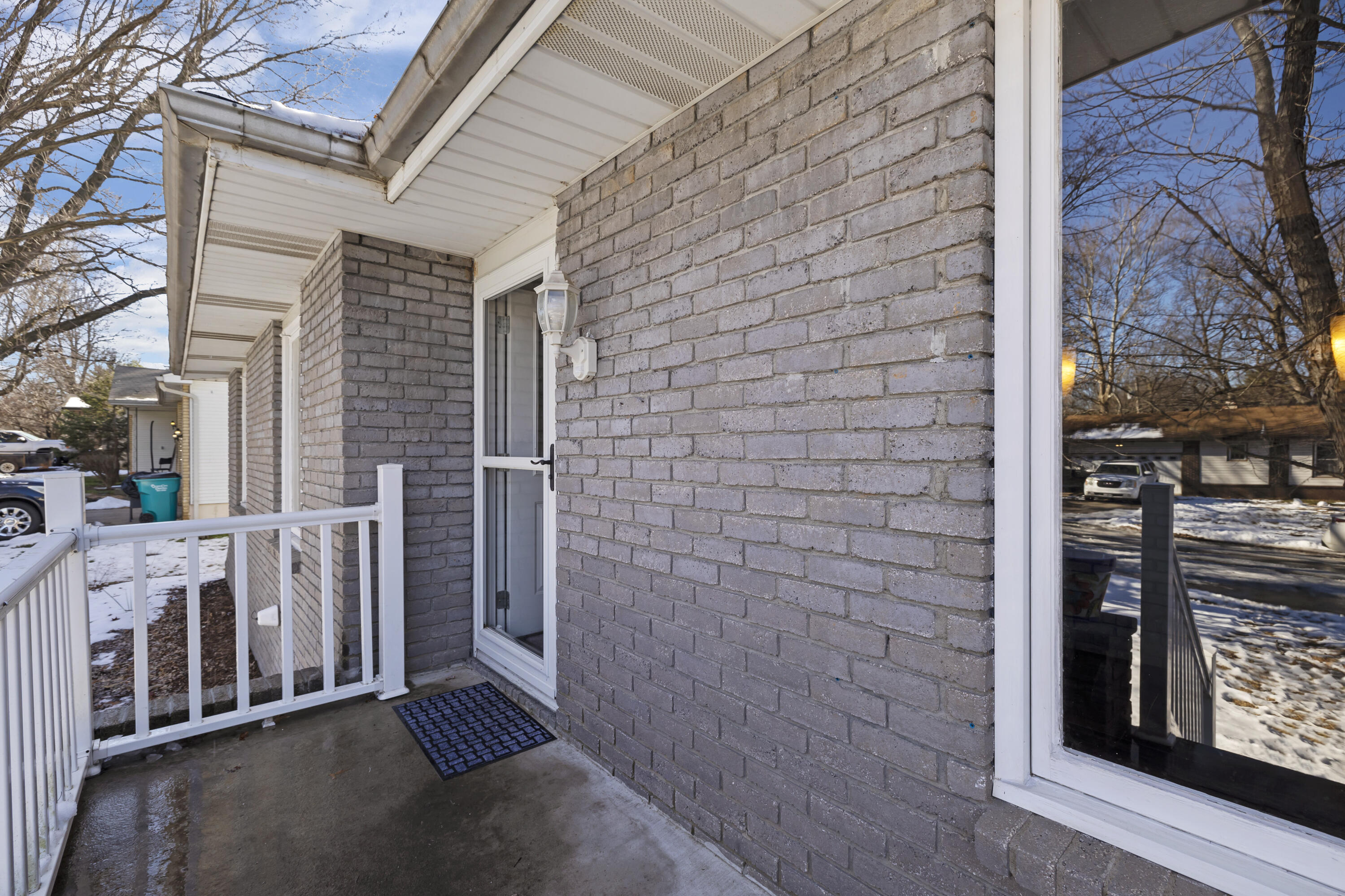 3419 South Westwood Avenue Property Photo 2