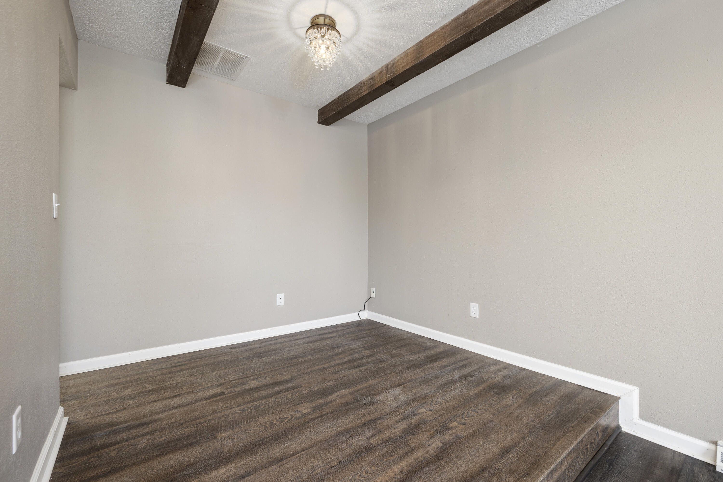 3419 South Westwood Avenue Property Photo 11