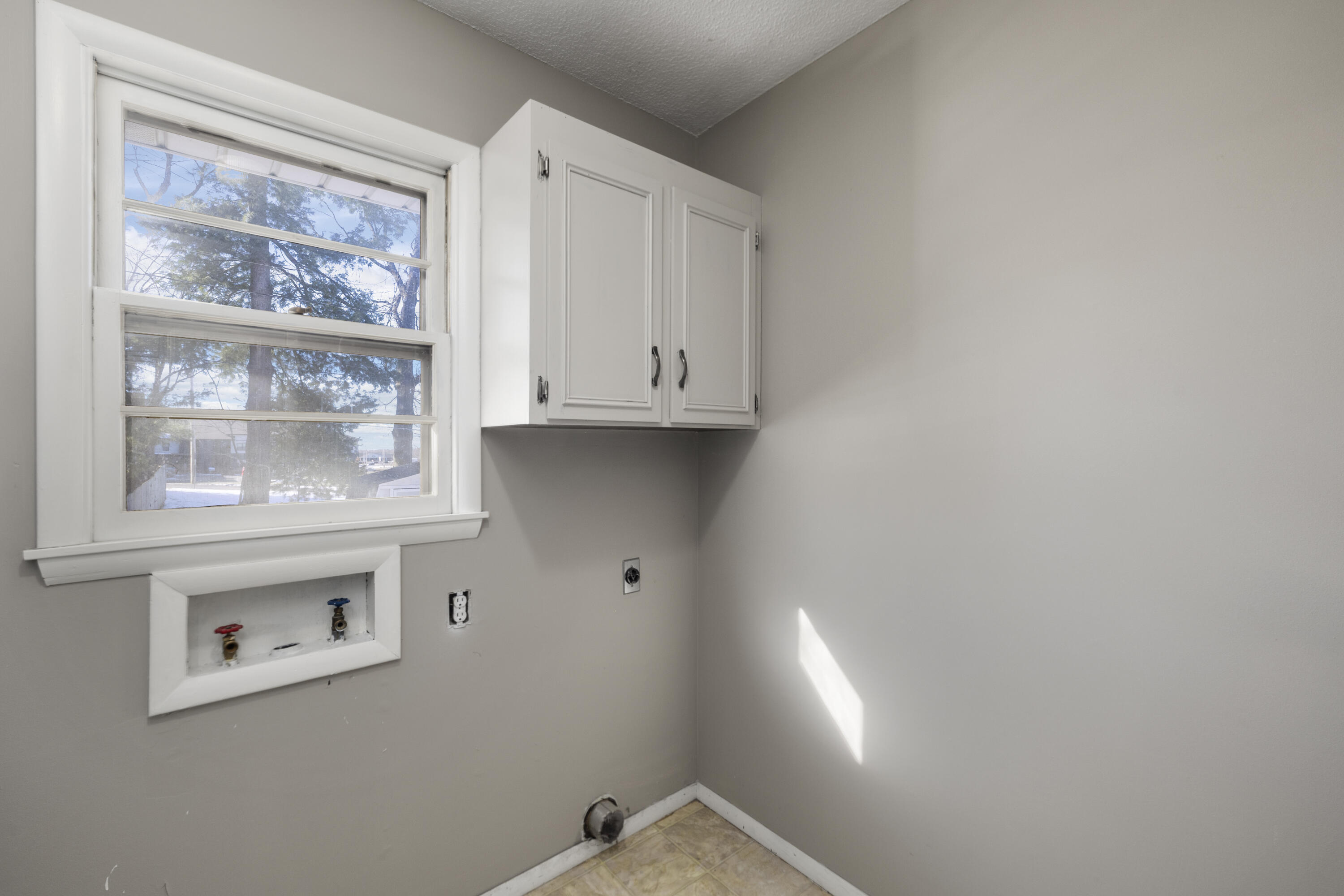 3419 South Westwood Avenue Property Photo 15