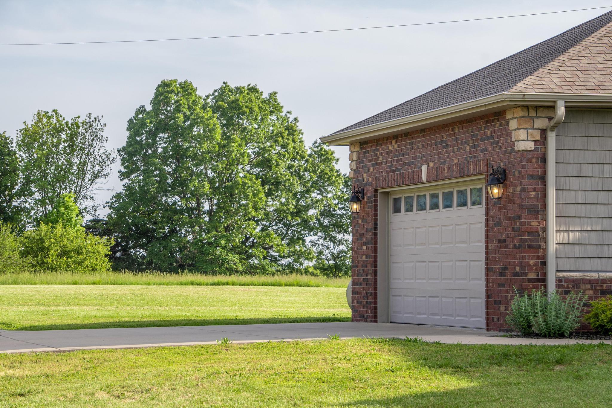 20 Hardin Hills Drive Property Photo 8