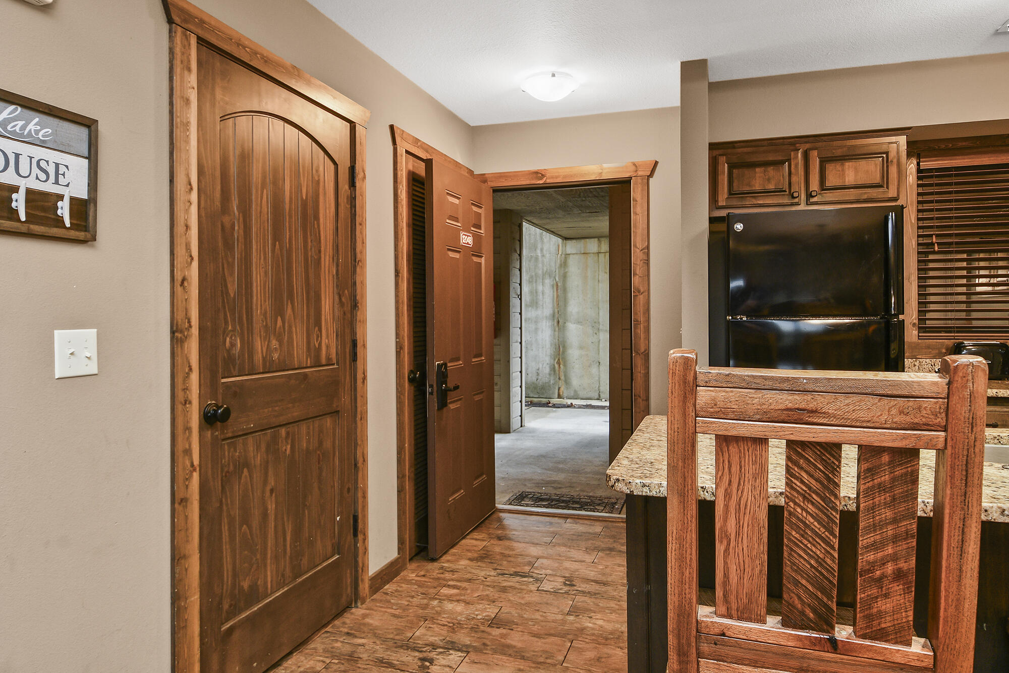 164 Dogwood Park Trail Bldg. 1204 Property Photo 4