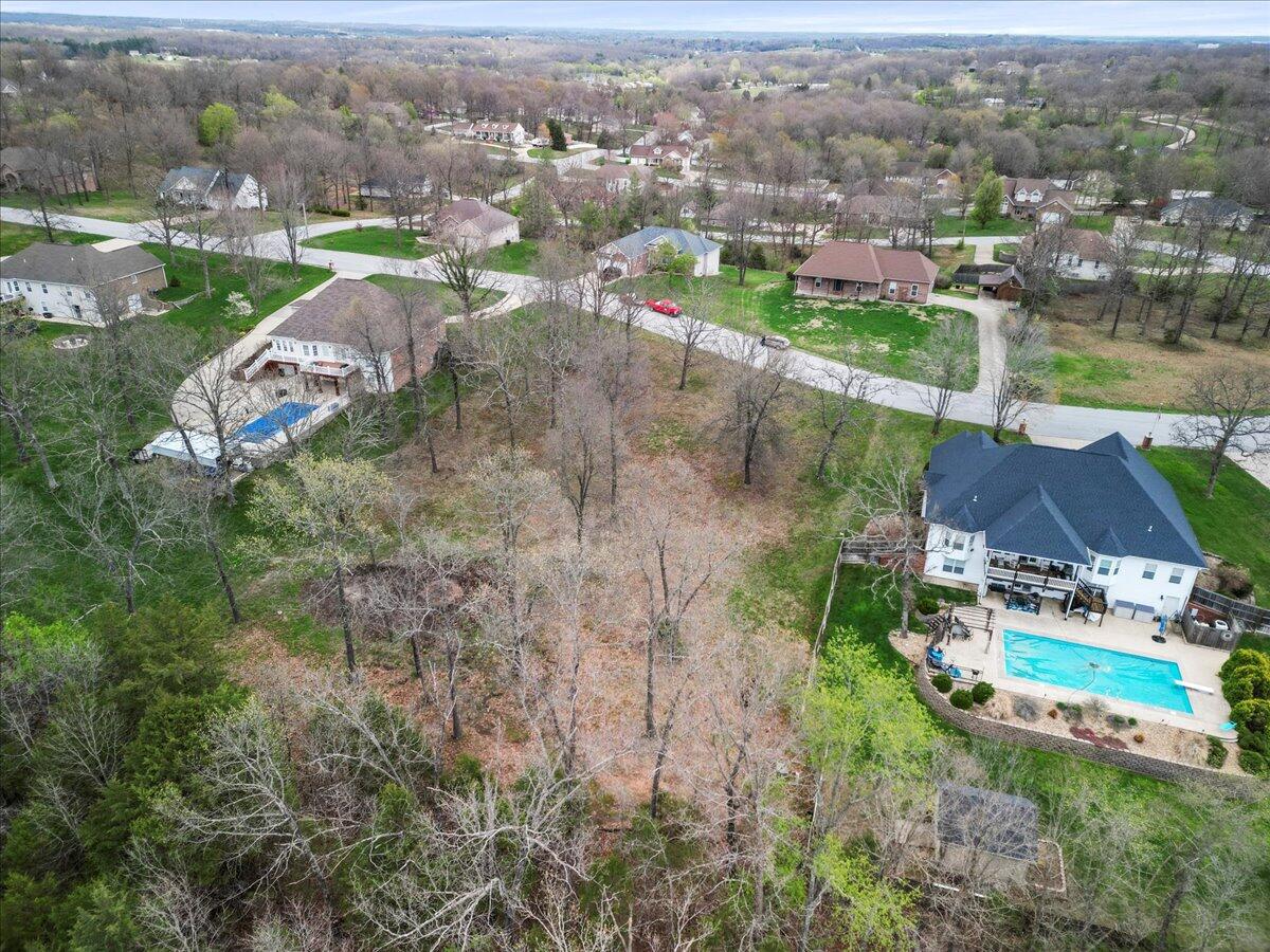 507 Winchester Drive Property Photo 7