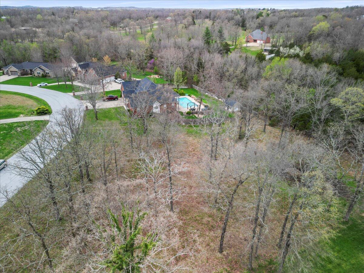 507 Winchester Drive Property Photo 12