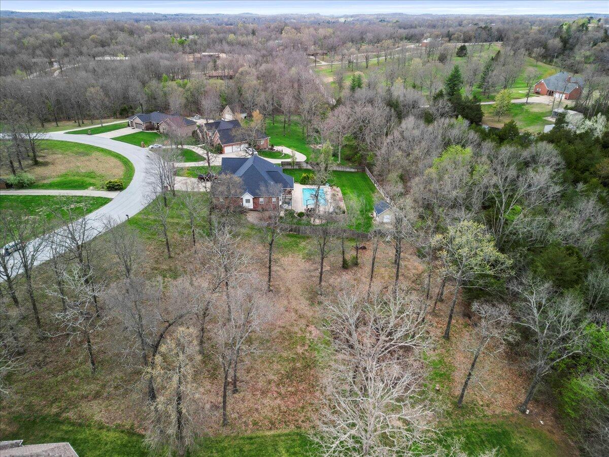 507 Winchester Drive Property Photo 13
