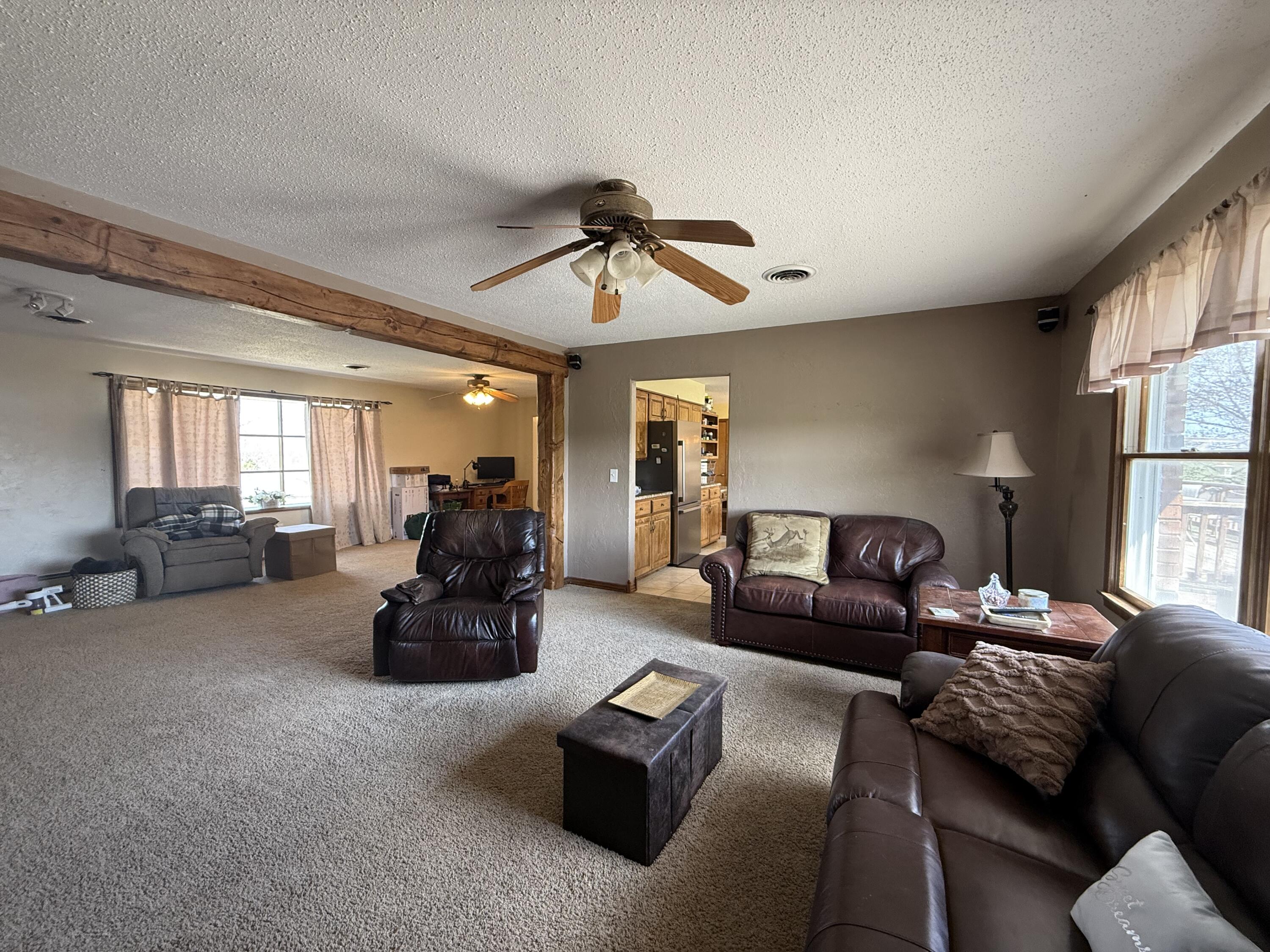 688 Division Street Property Photo 3