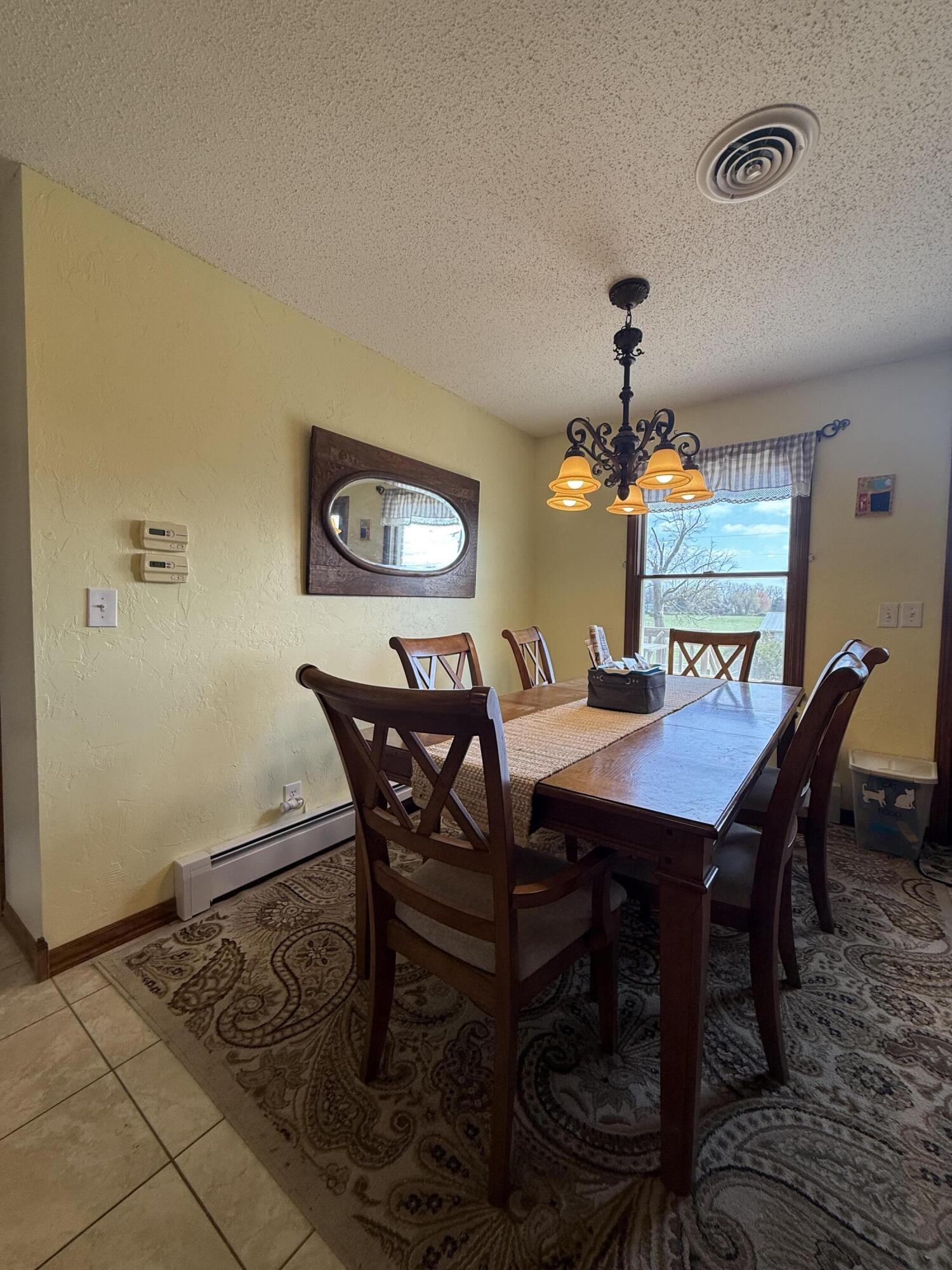 688 Division Street Property Photo 12