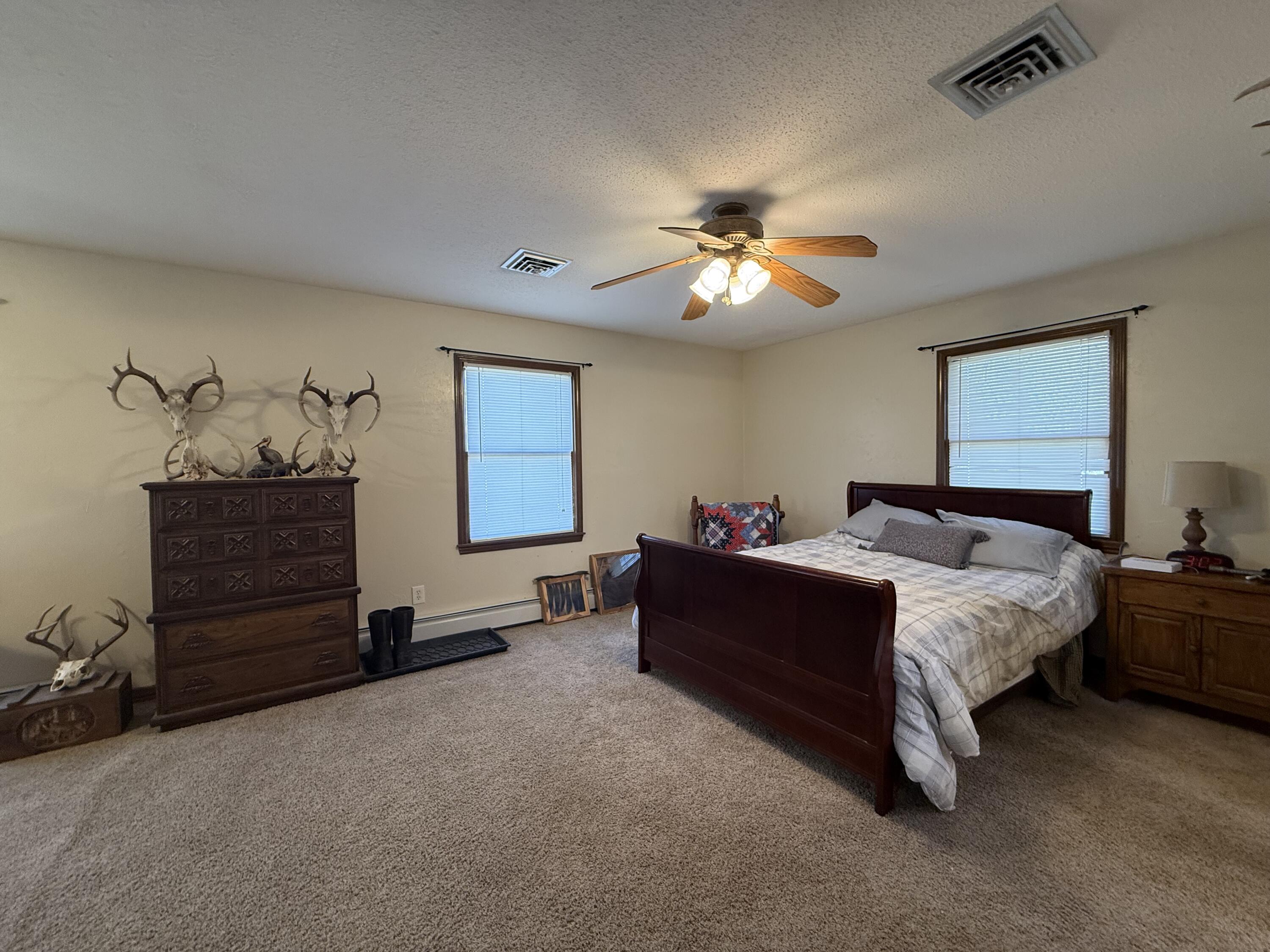 688 Division Street Property Photo 13