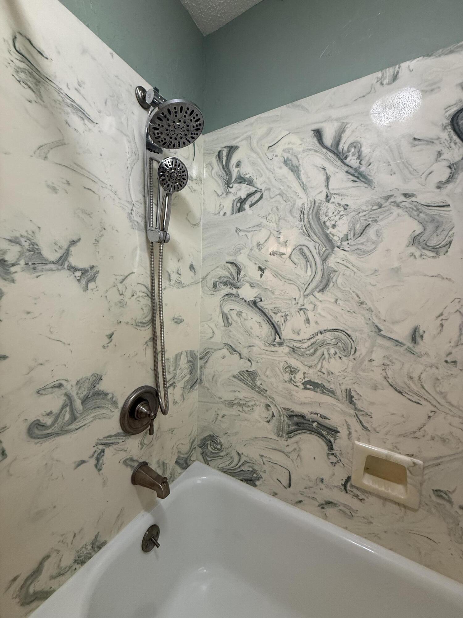 688 Division Street Property Photo 24