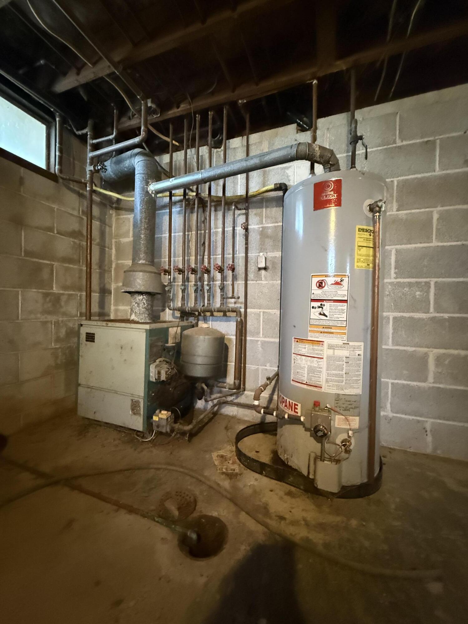 688 Division Street Property Photo 34