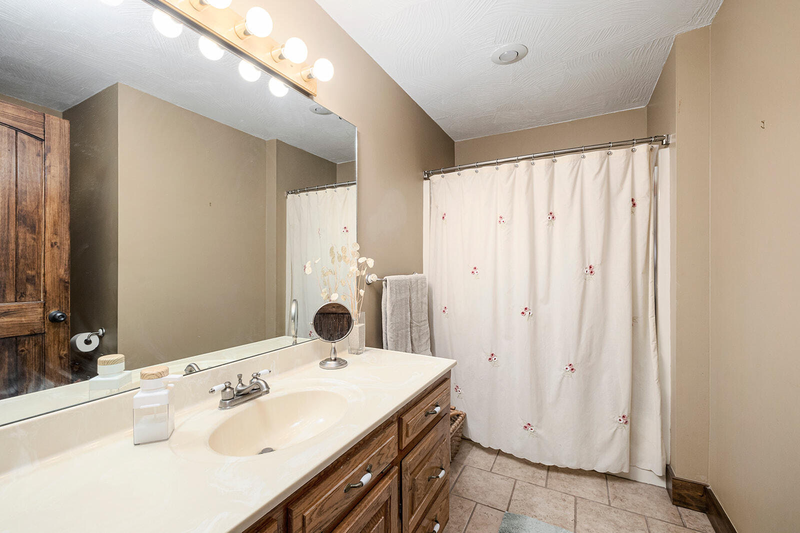 1737 West Copper Creek Drive Property Photo 29